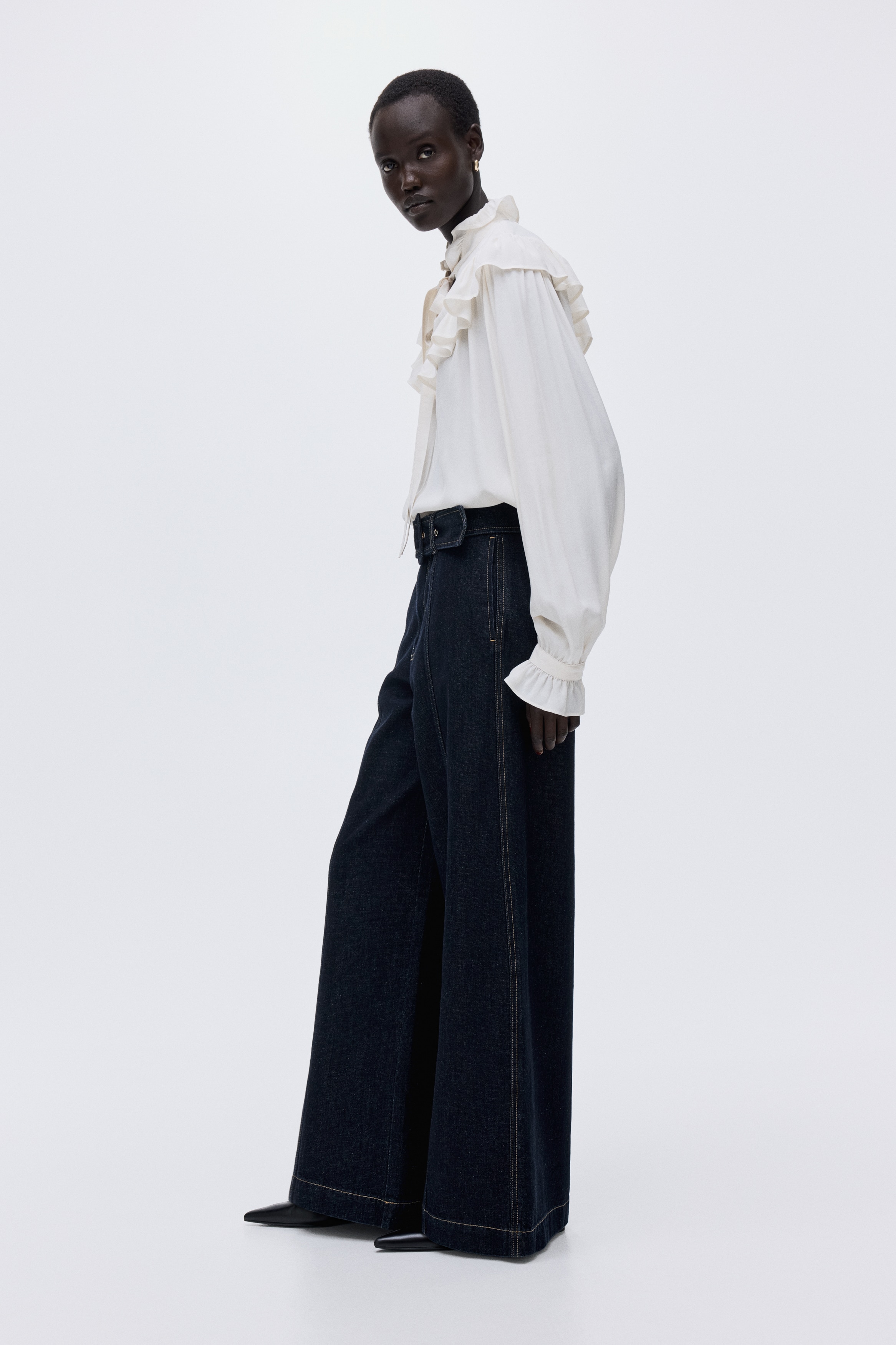 Wide High Jeans