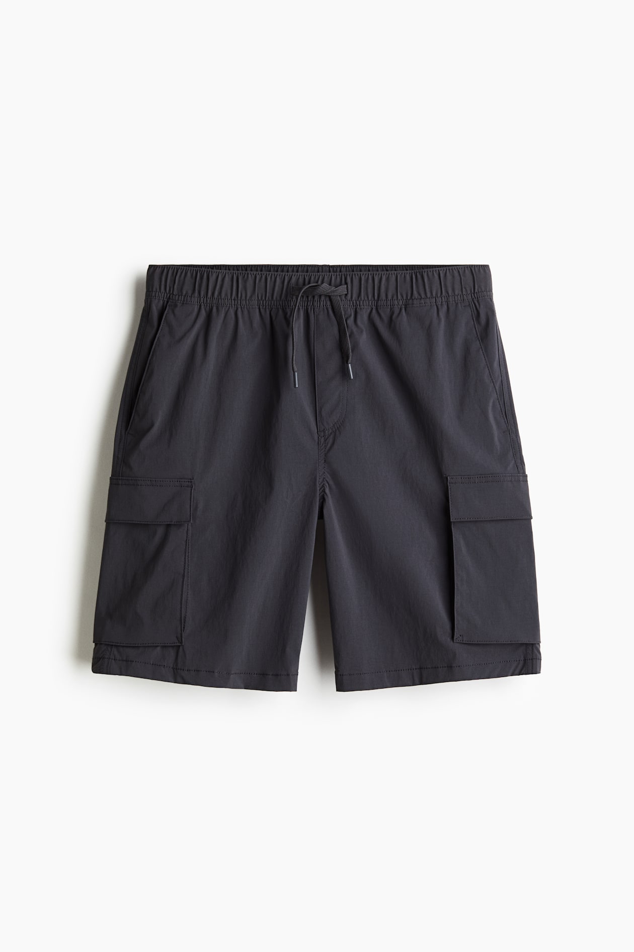Men's Dark gray Regular Fit Nylon Cargo Shorts H&M CA