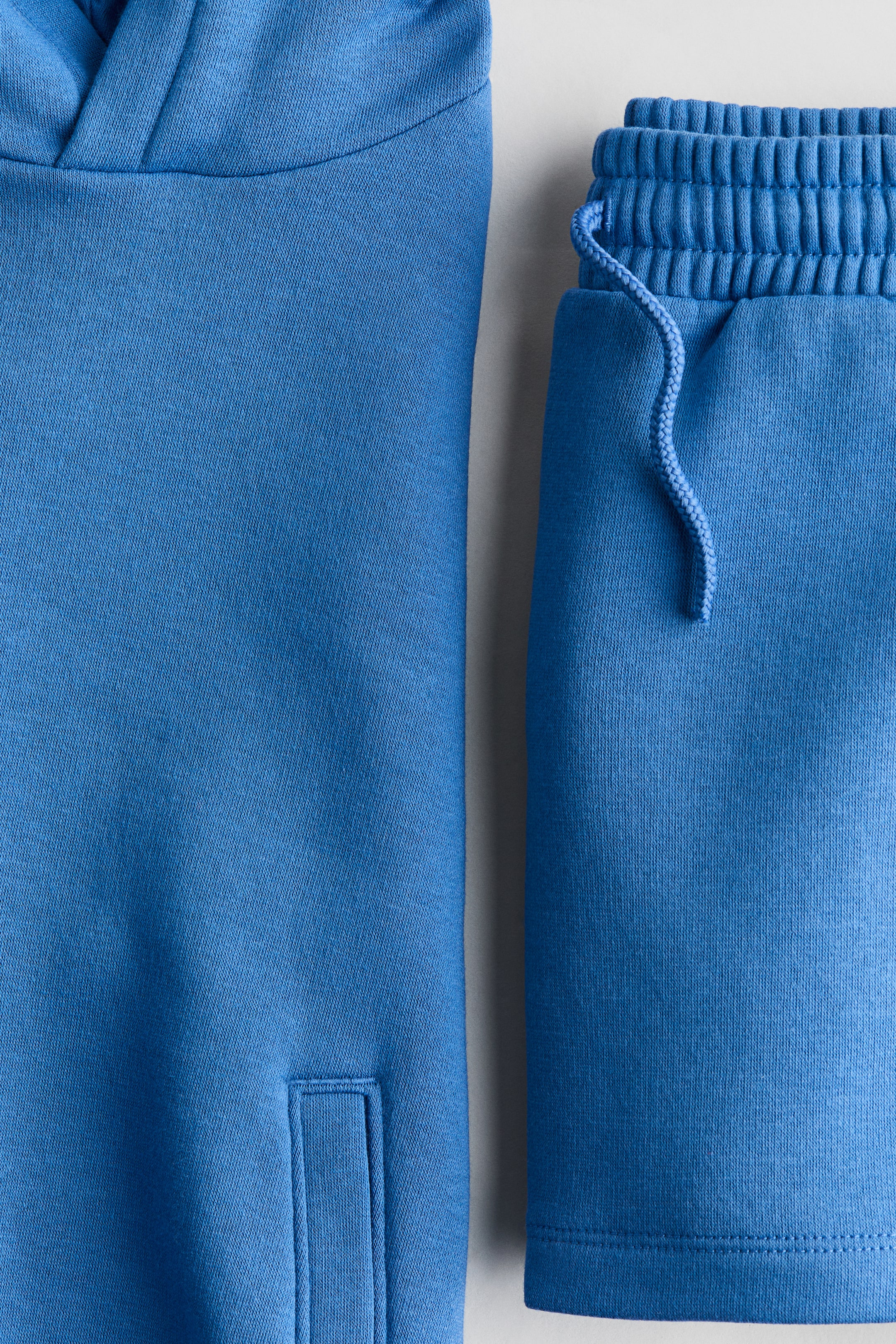 2-Piece Sweatshirt and Sweatshorts Set