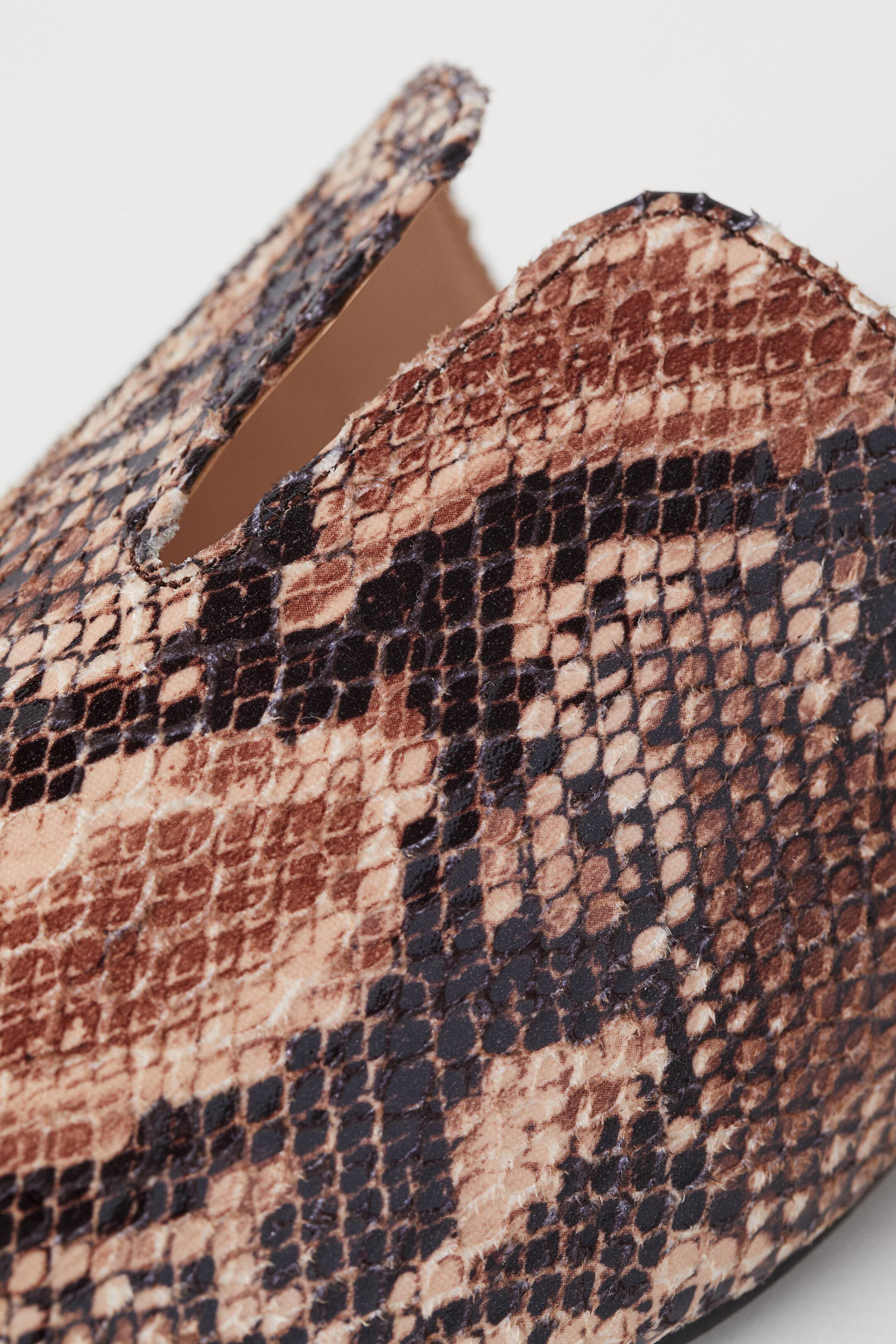 Größeres Bild ansehen: Spitze Pantoletten - Dunkelbeige/Schlangenmuster - Ladies | H&M DE 3