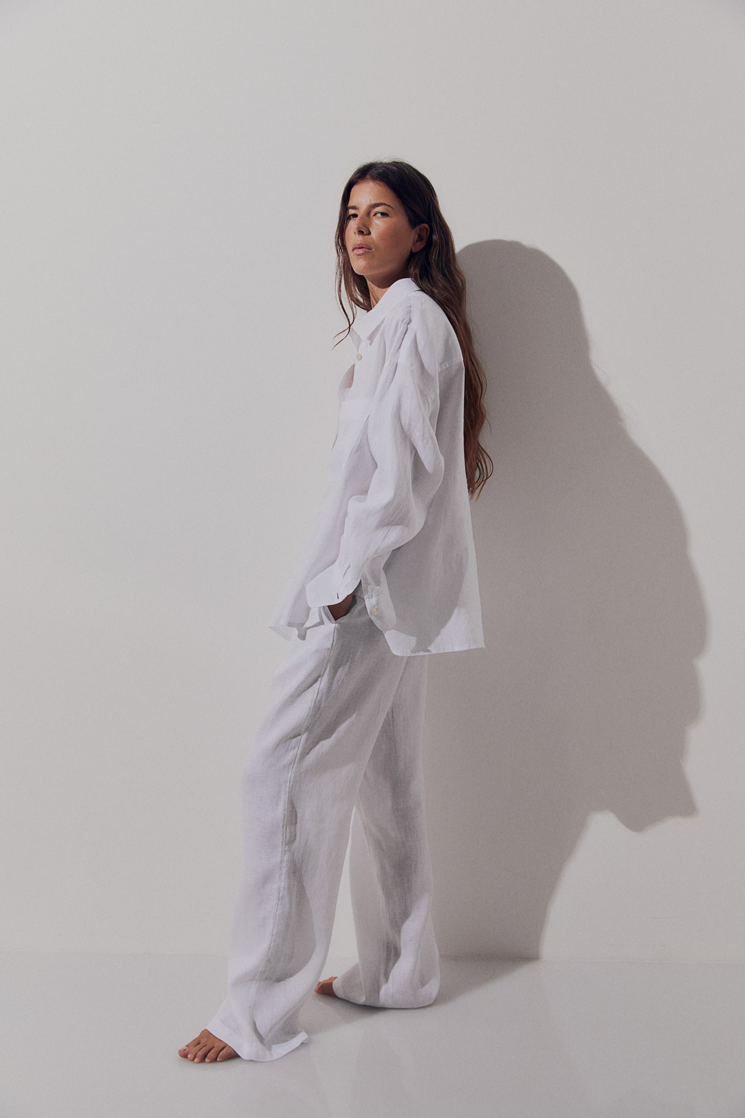 Oversized Linen Shirt - White/Black - 3