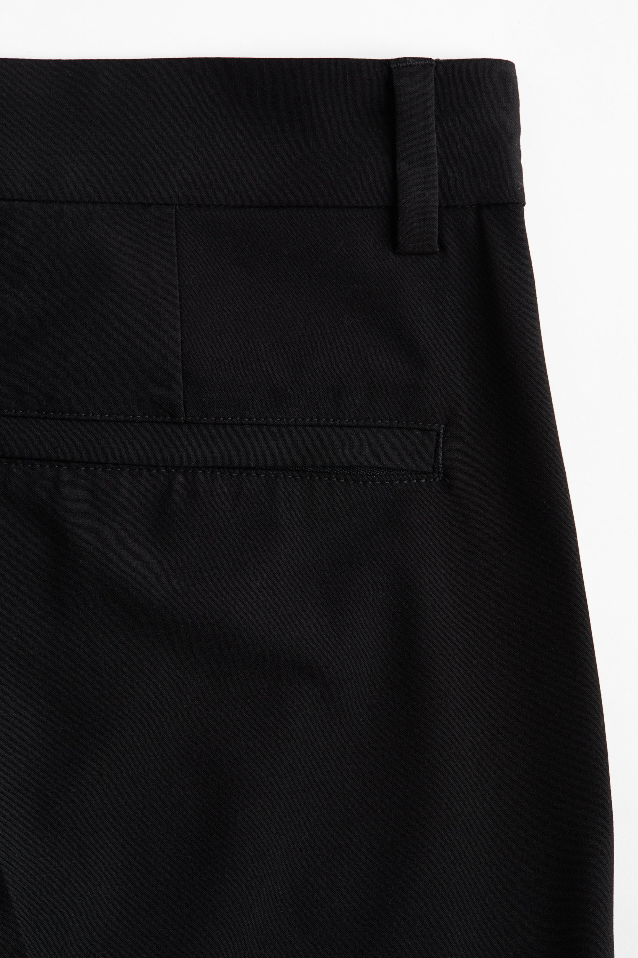 Four-Way Stretch Loose-Fit Shorts