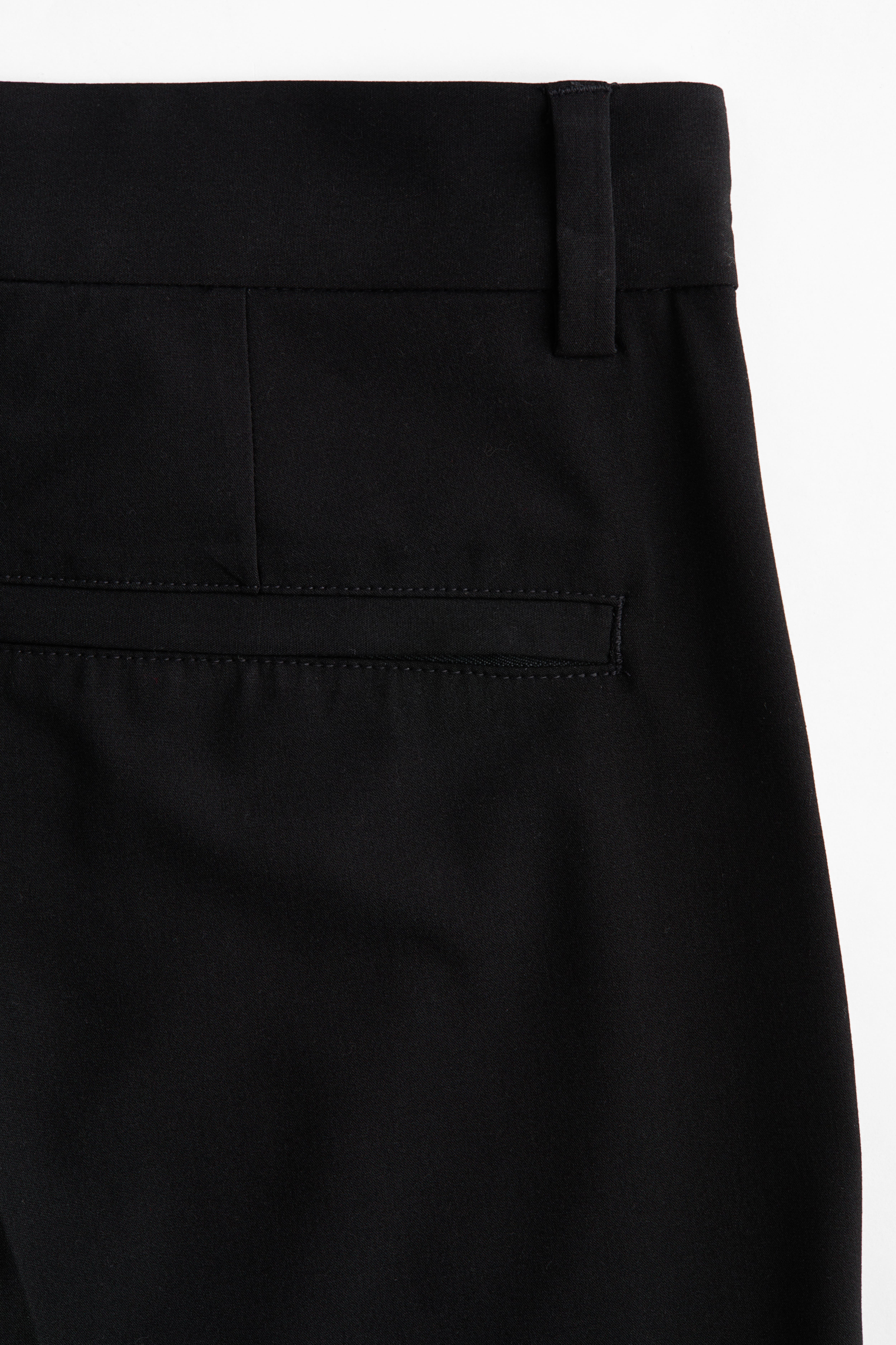 Four-Way Stretch Loose-Fit Shorts