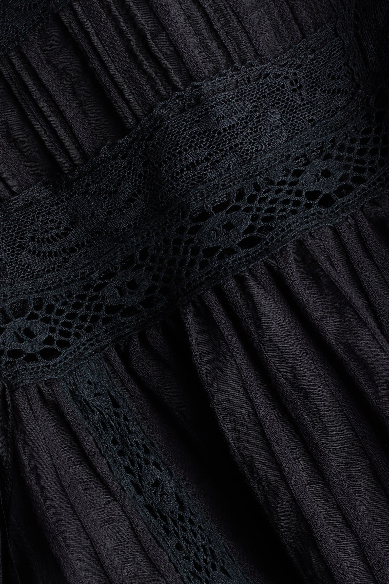 Puff-sleeved blouse - Black/White - 4