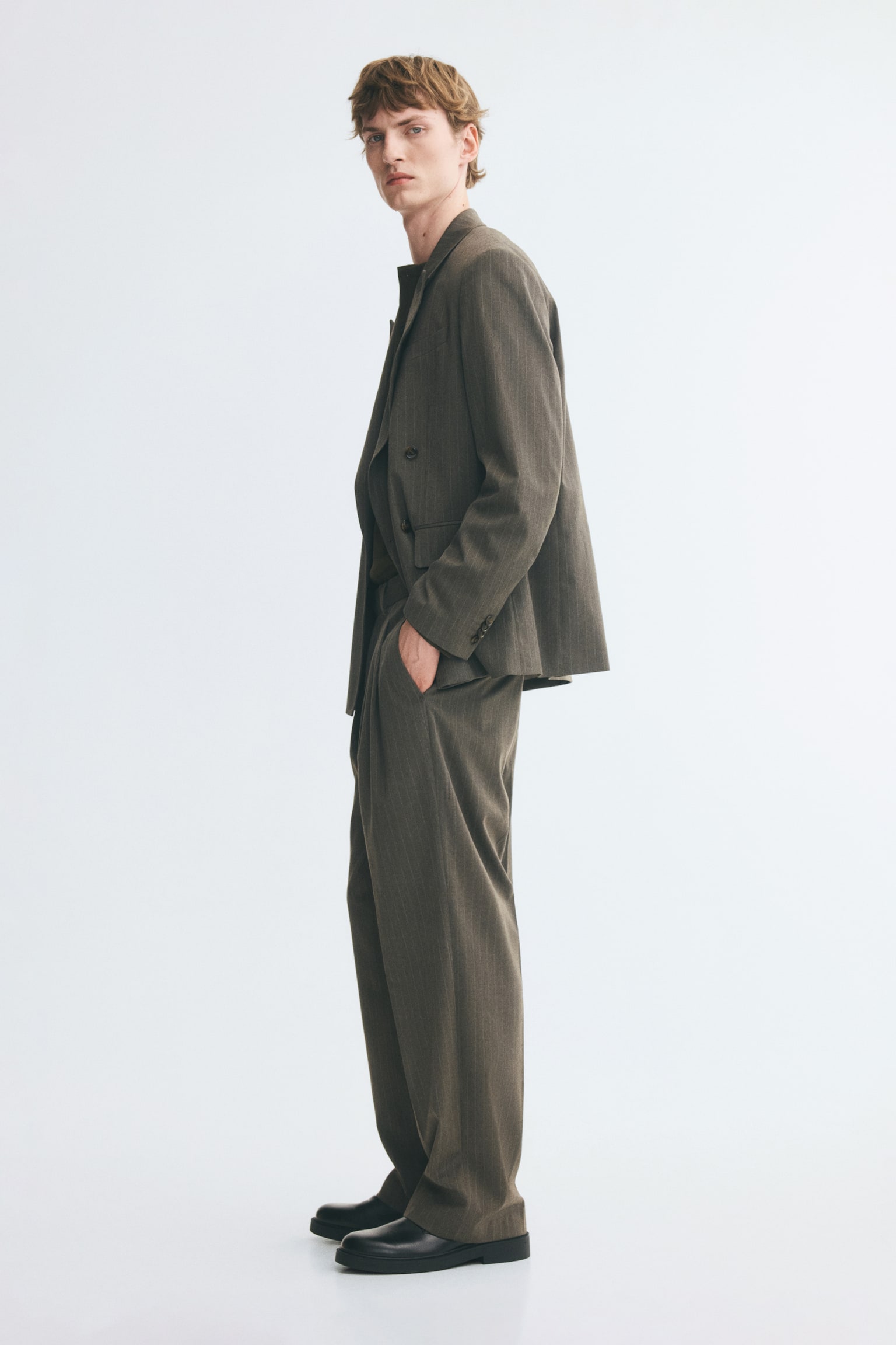 Мужские брюки H&M Loose-Fit Suit, цвет: Коричневый / Полосатый — фото 5