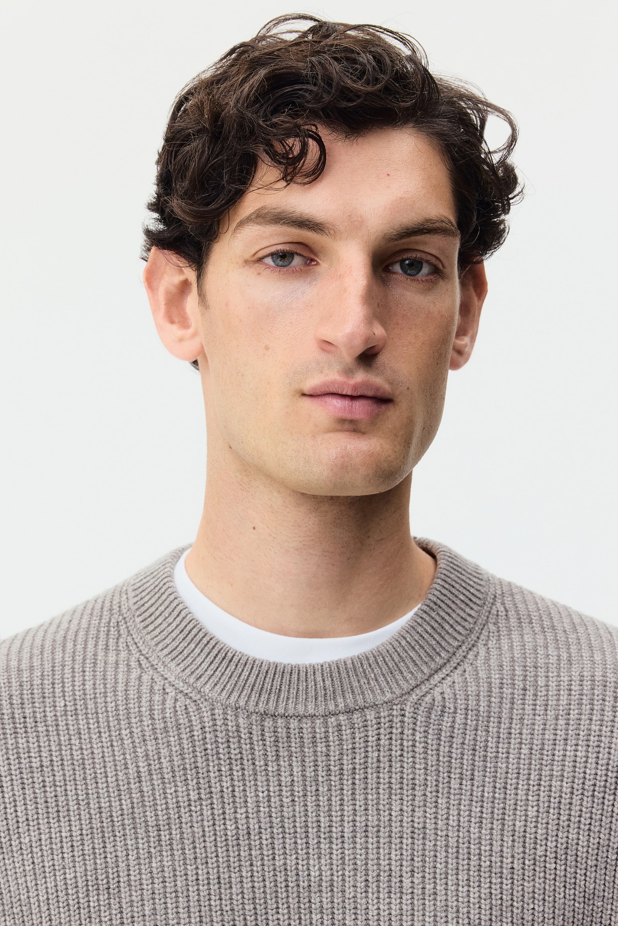 View larger image: Relaxed Fit Knitted jumper - Mole - Men | H&M IN 2