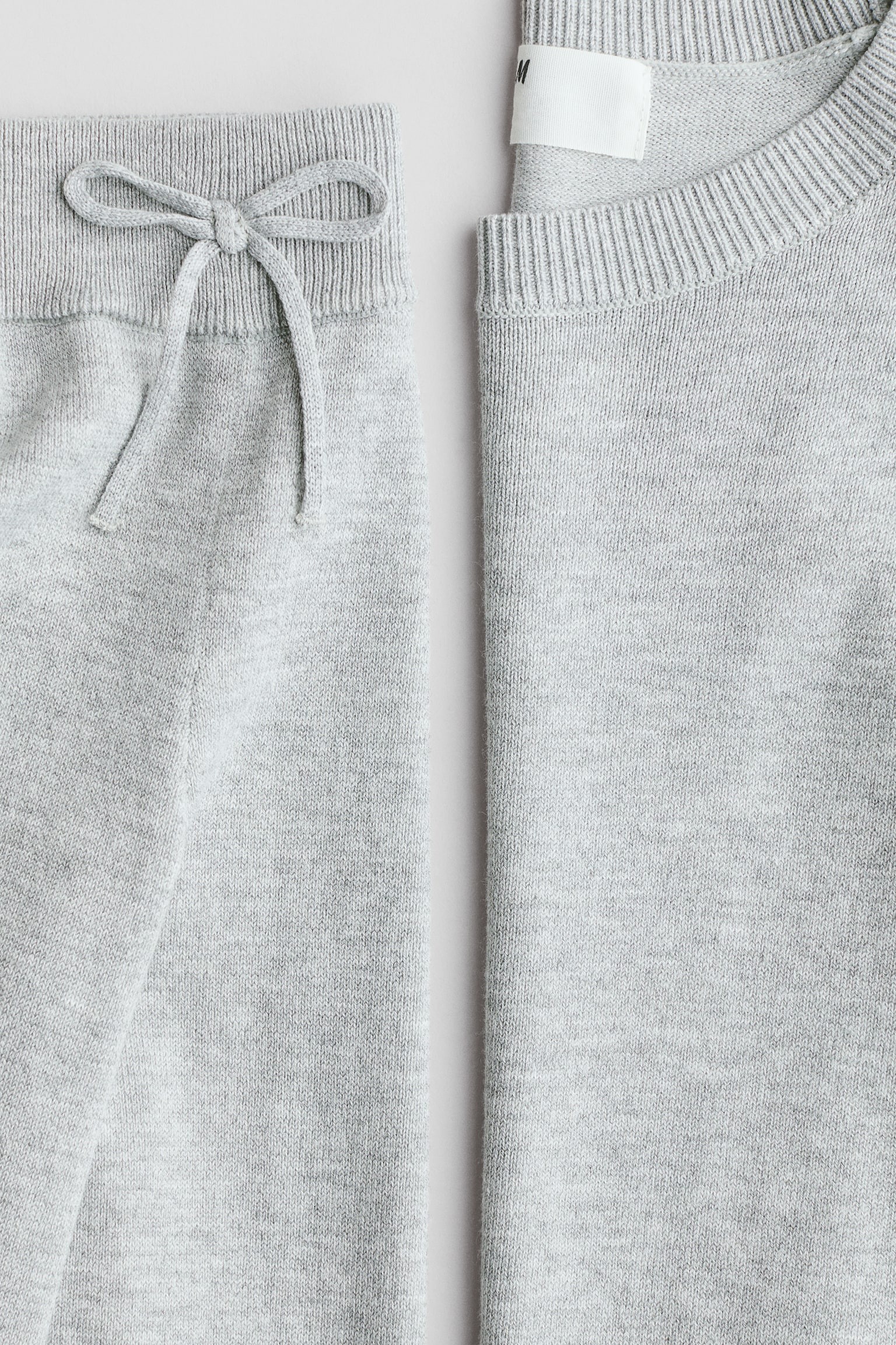 Conjunto de 2 piezas en tejido fino - Gris claro/Crema - 2