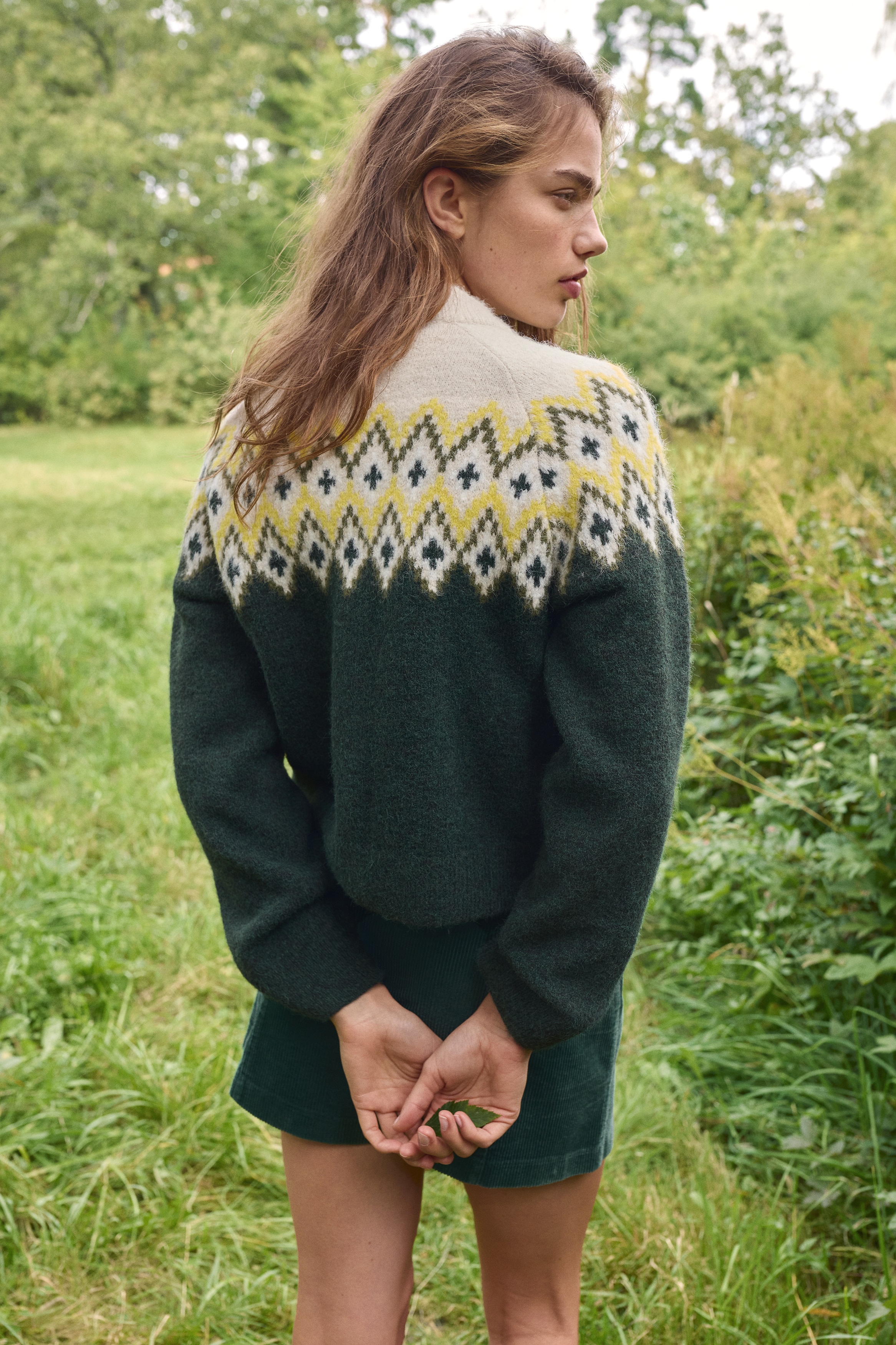 LA7995 バーバリーズ ウール 長袖ニットカーディガン グリーン M LA7995 バーバリーズ ウール 長袖ニットカーディガン グリーン M