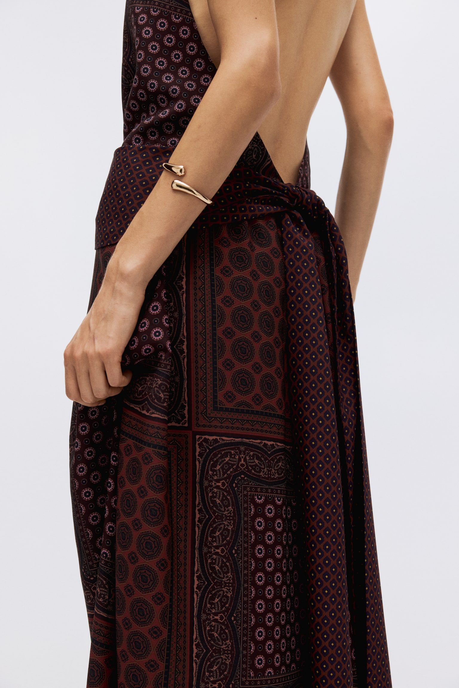 Long halterneck dress - Burgundy/Patterned - 5