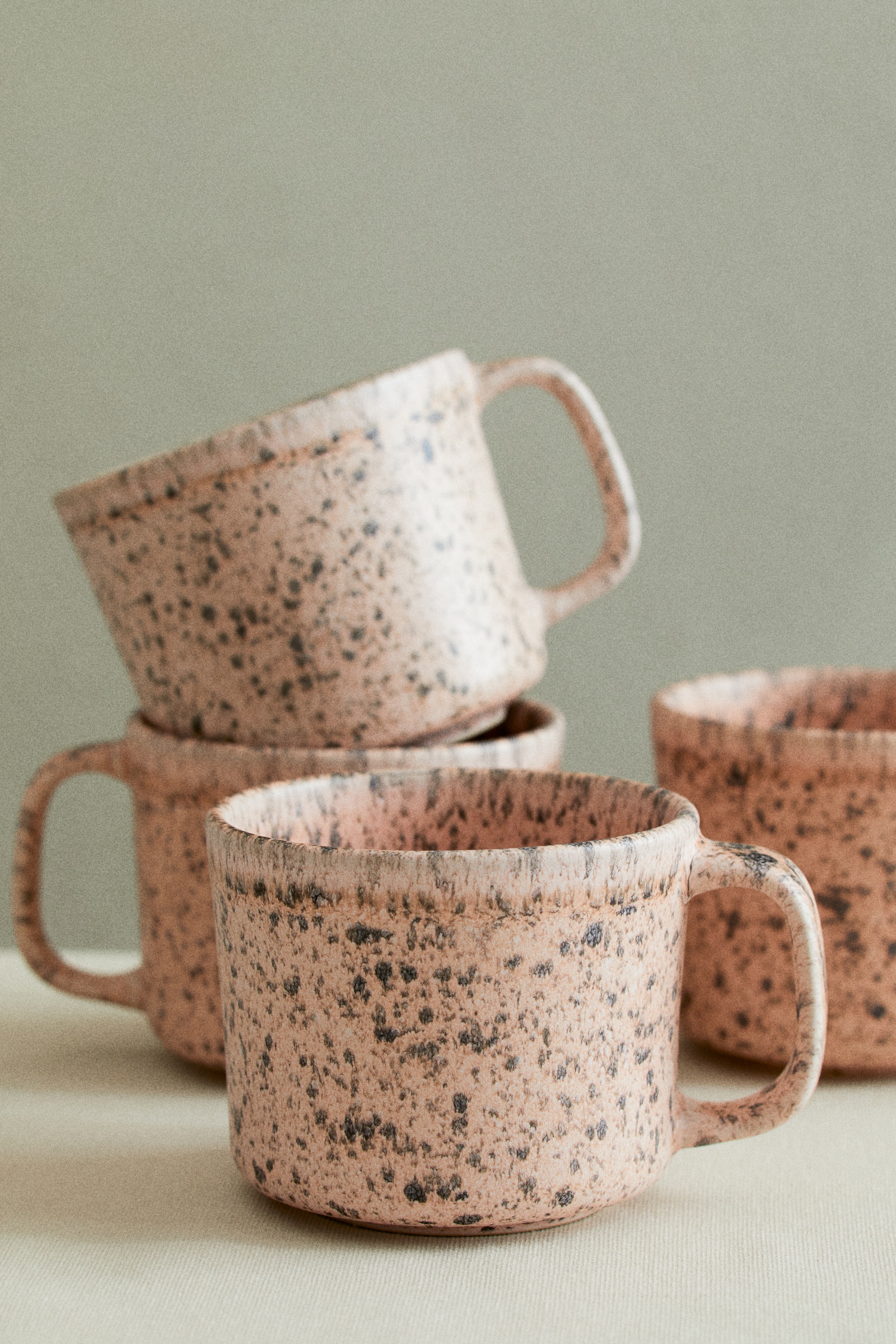 Reactive-glaze Stoneware Mug - Pink/Light beige