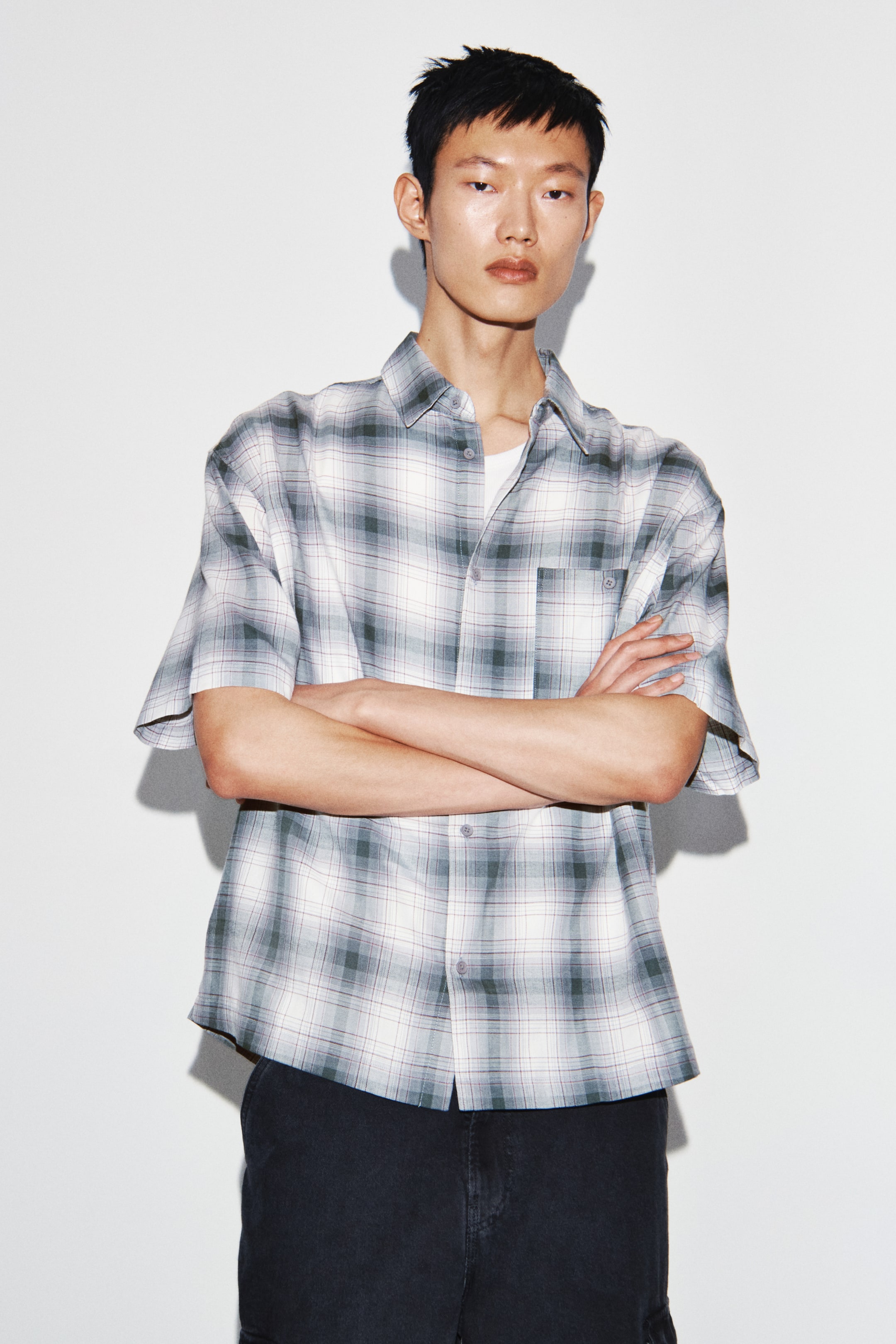 View larger image: Regular Fit Shirt - Dark grey/Checked - Men | H&M MY 1