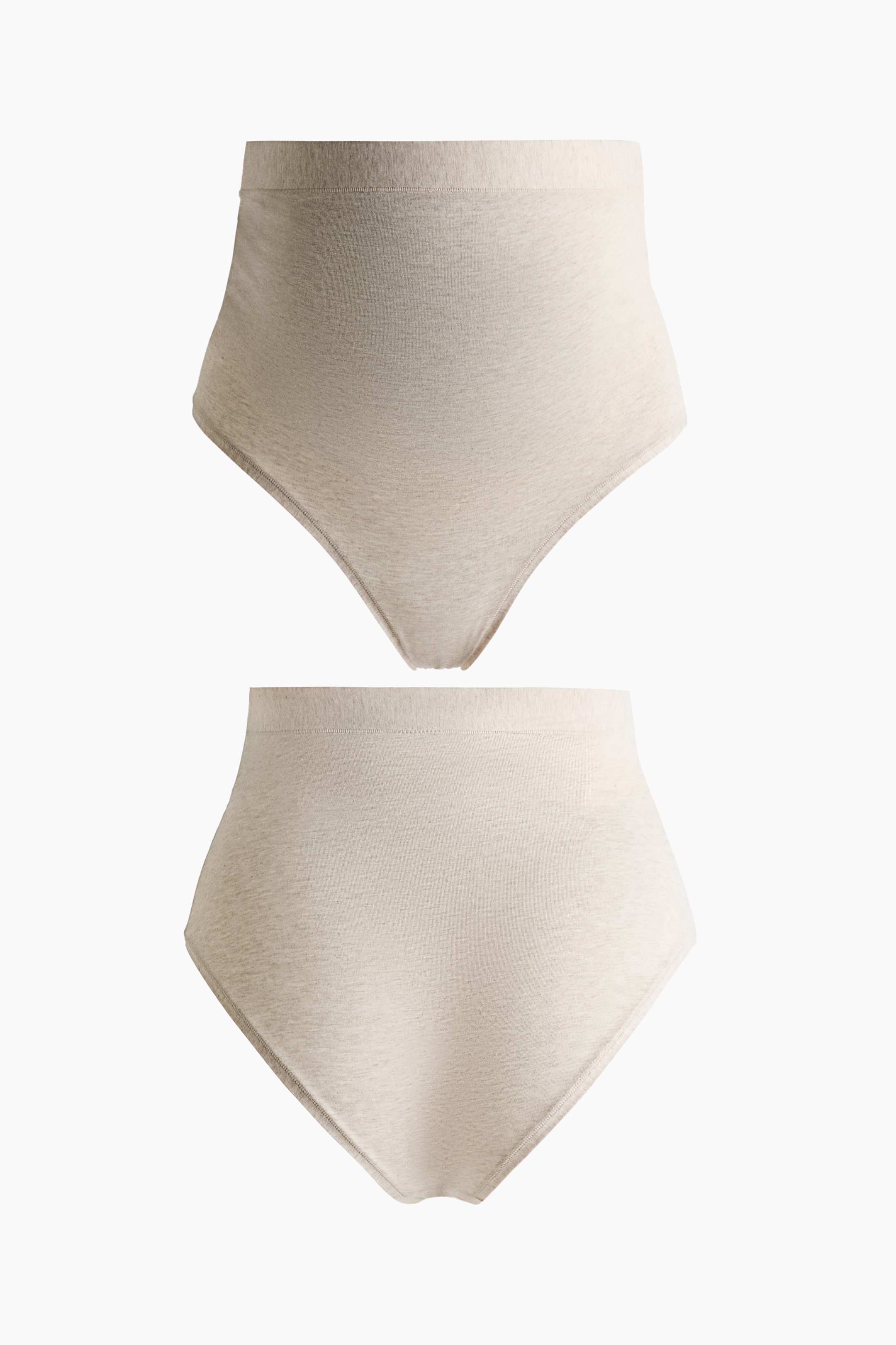 Ver imagen más grande: Dos braguitas de talle alto en suave y ligero jersey de algodón jaspeado se presentan en vistas FRONTALES, con laterales lisos y suavemente contorneados.