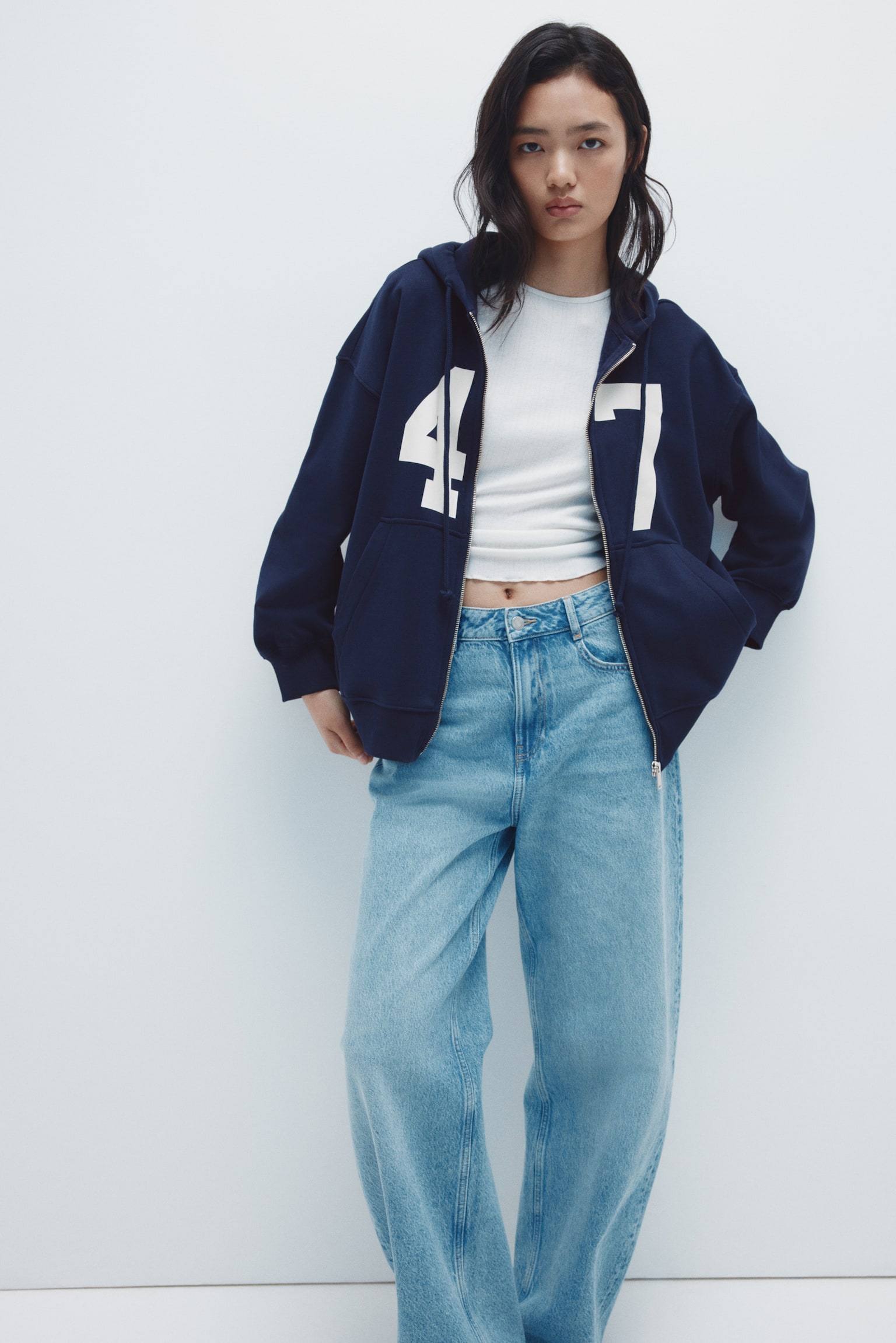 Áo hoodie kéo khoá dáng thụng - Màu xanh tím than/47/Màu nâu đậm/Màu xanh dương nhạt - 4