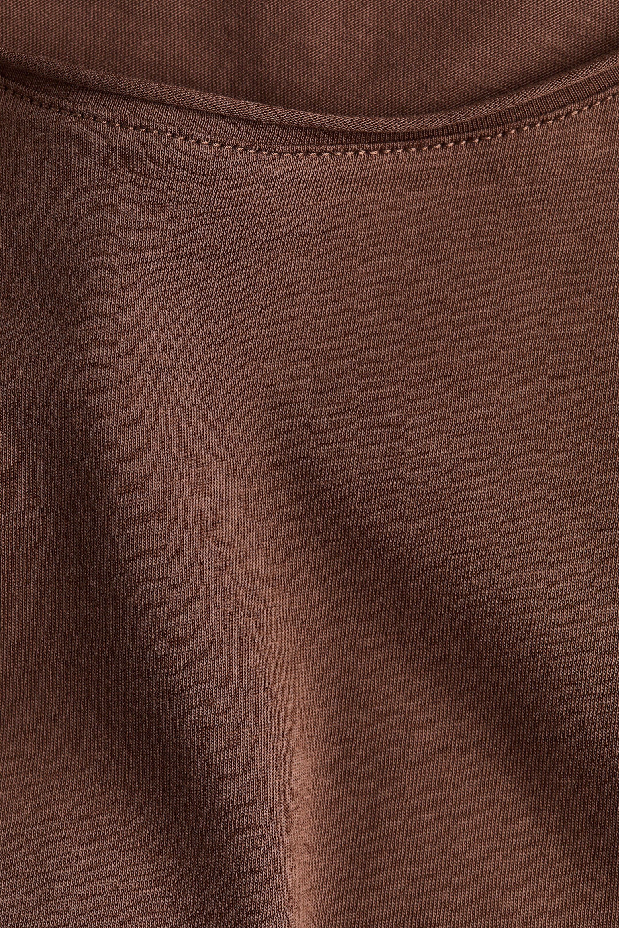 T-shirt à bords roulottés