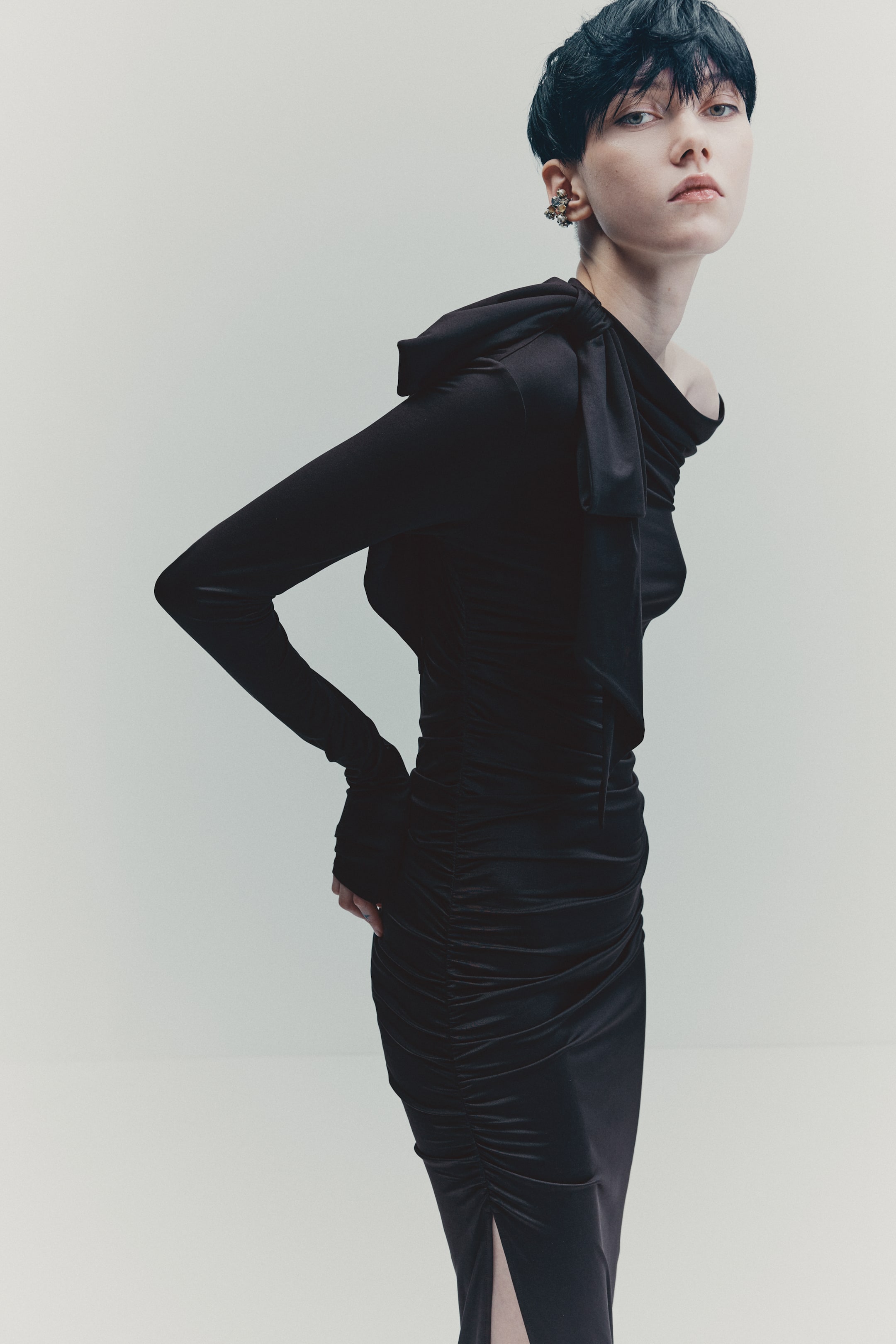 View larger image: Bow-Detail Bodycon Dress - Dark brown - Ladies | H&M CA 3