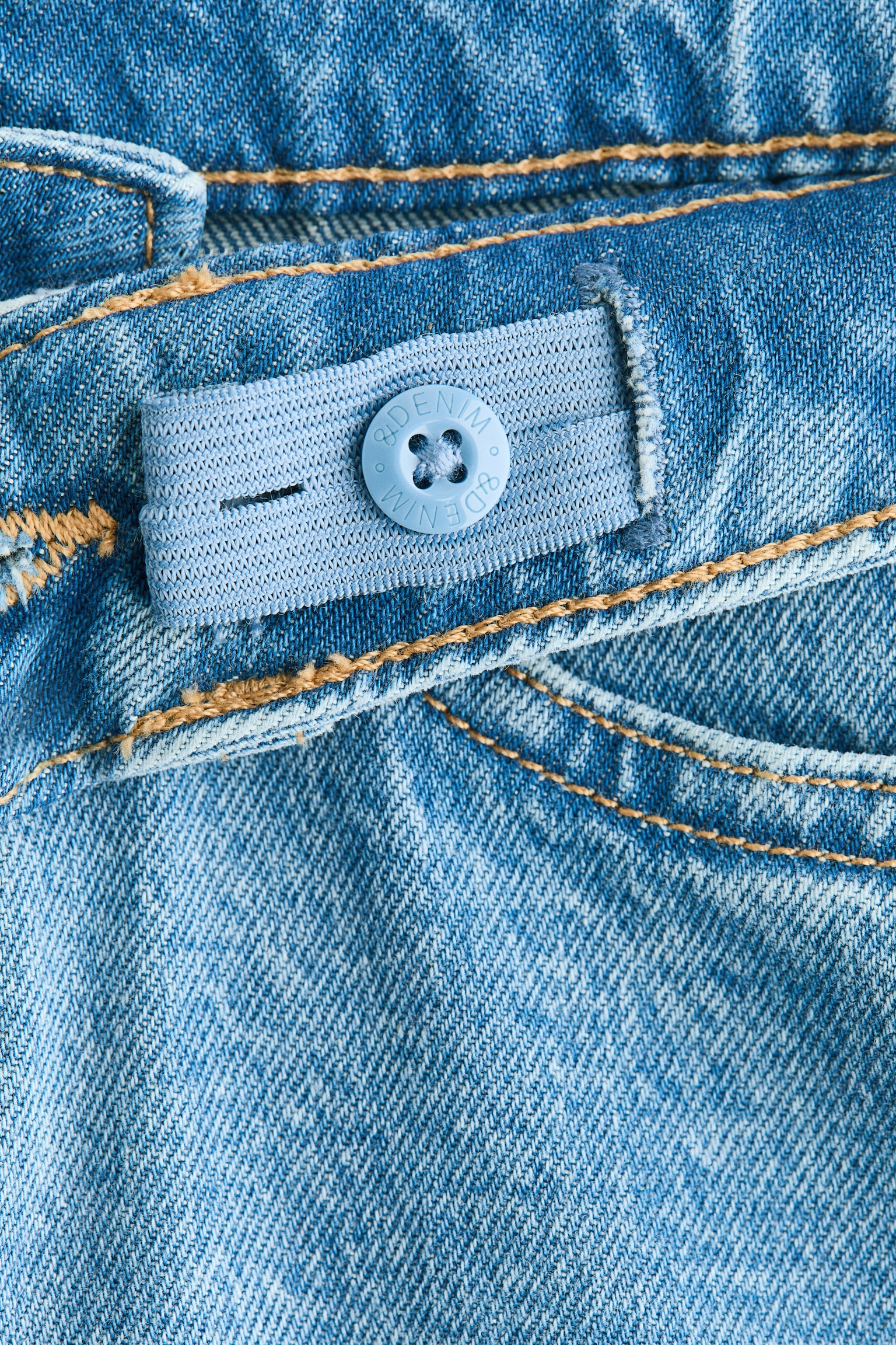 Wide Leg Low Jeans - 4