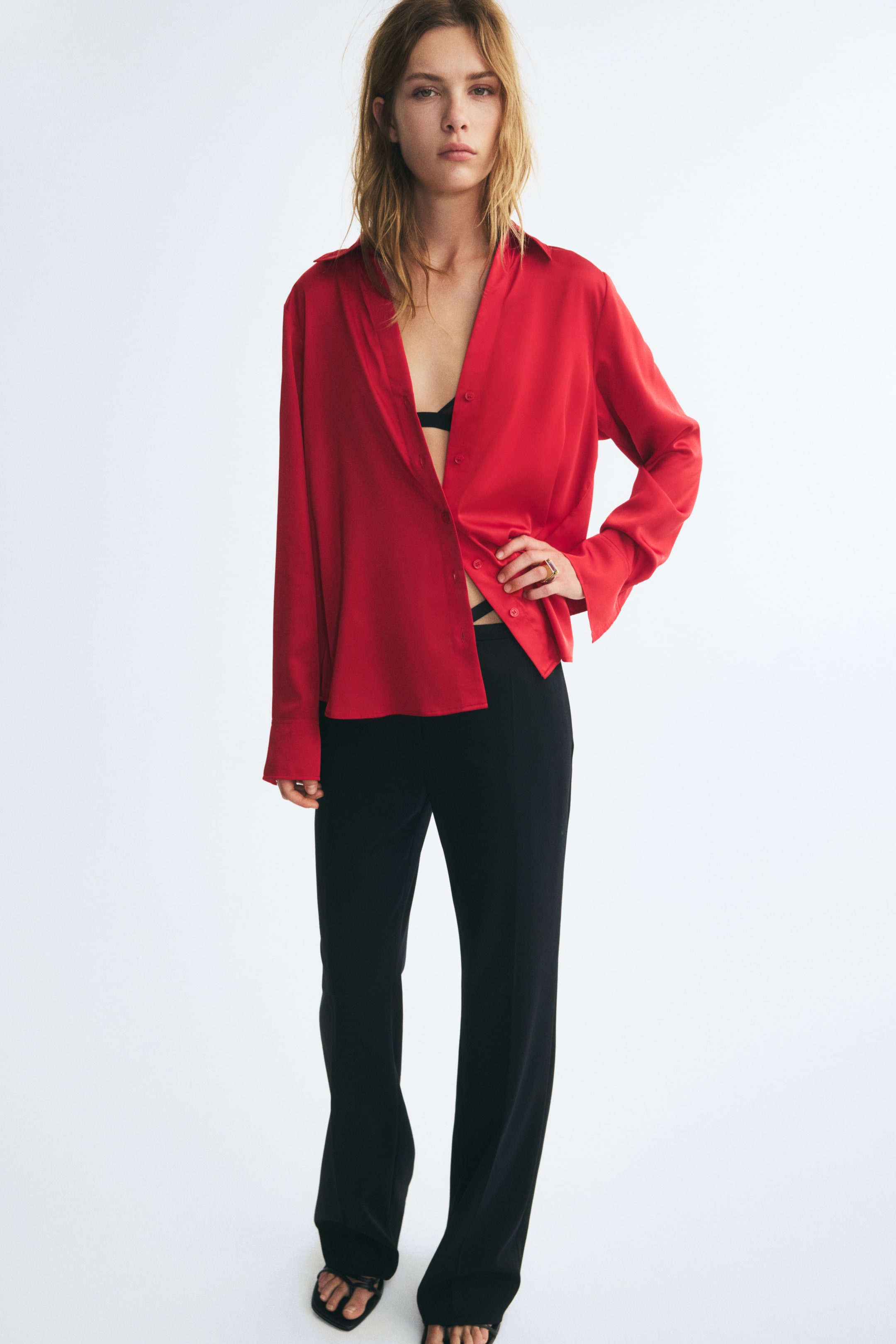 Women's Red V-neck Blouse | H&M PH