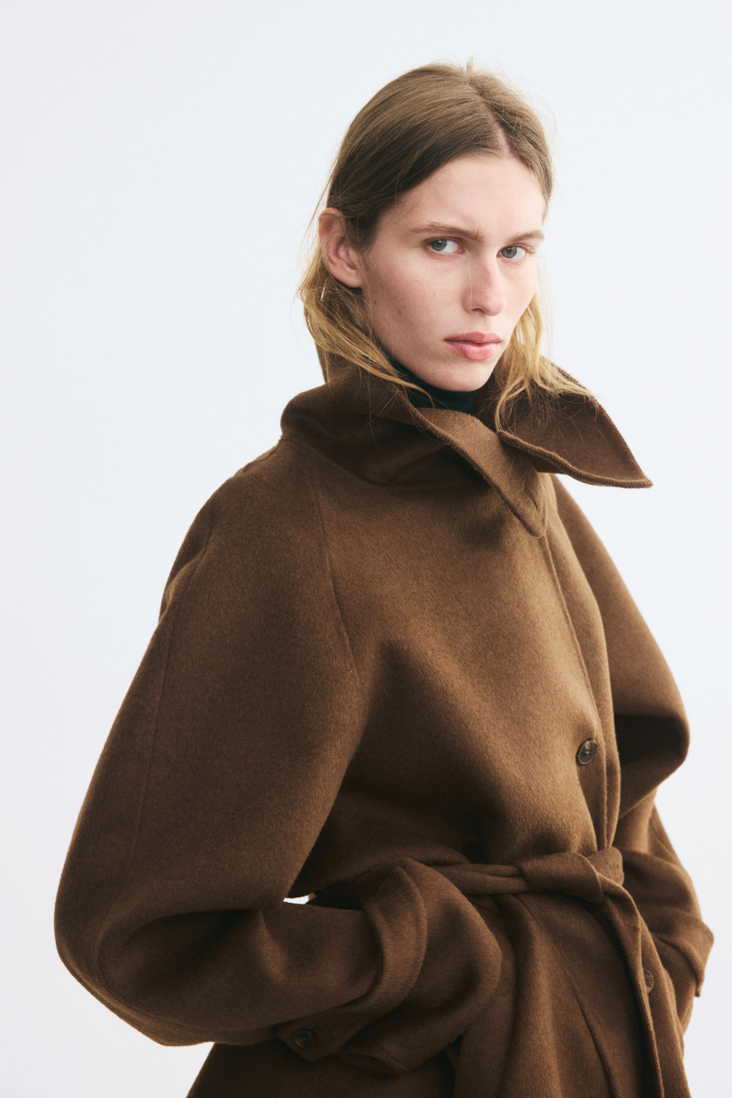 Handmade Wool-Blend Coat - thumbnail 3