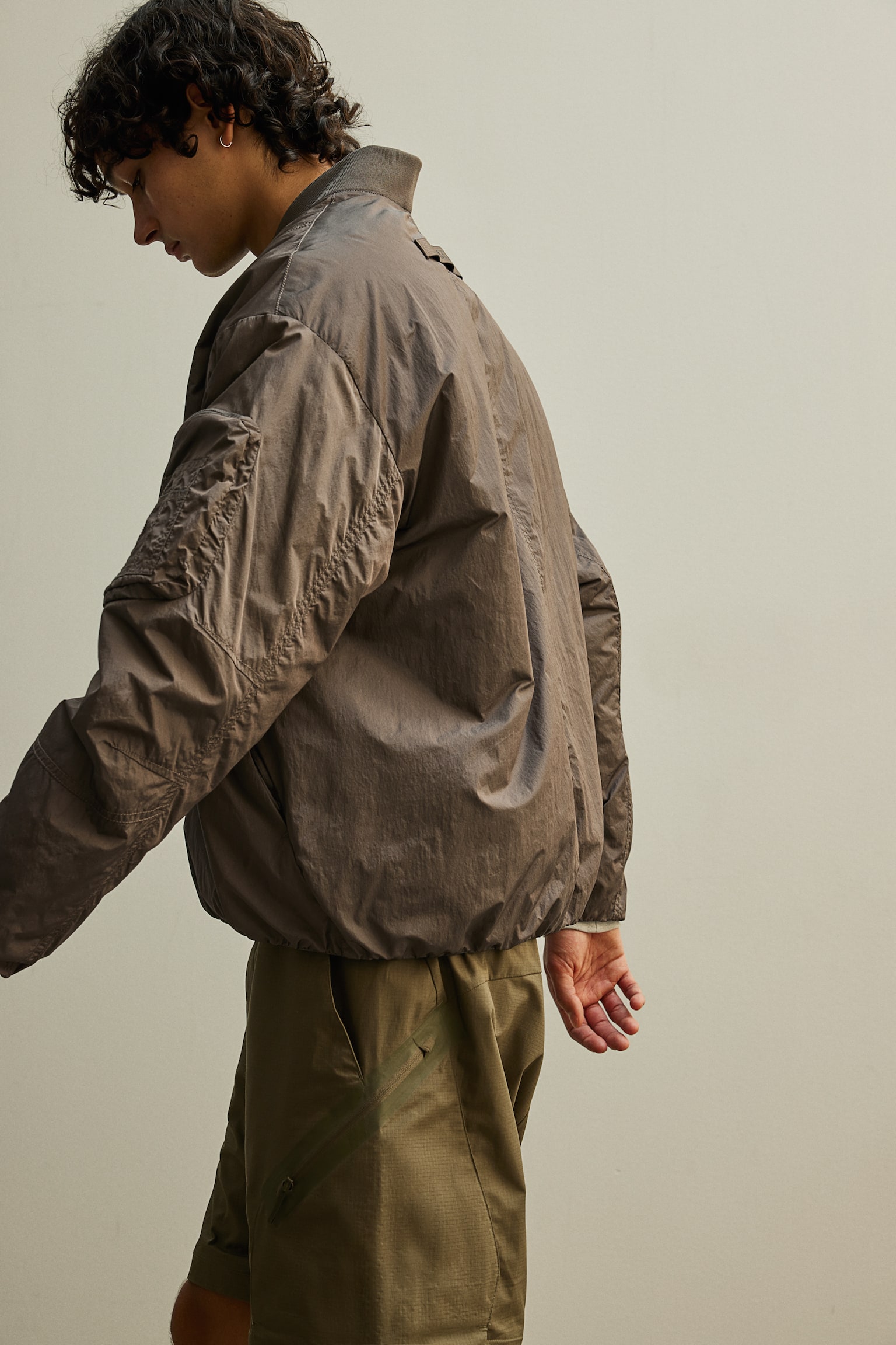 Loose Fit Water Repellent Jacket In ThermoMove™ - Dark greige - 3