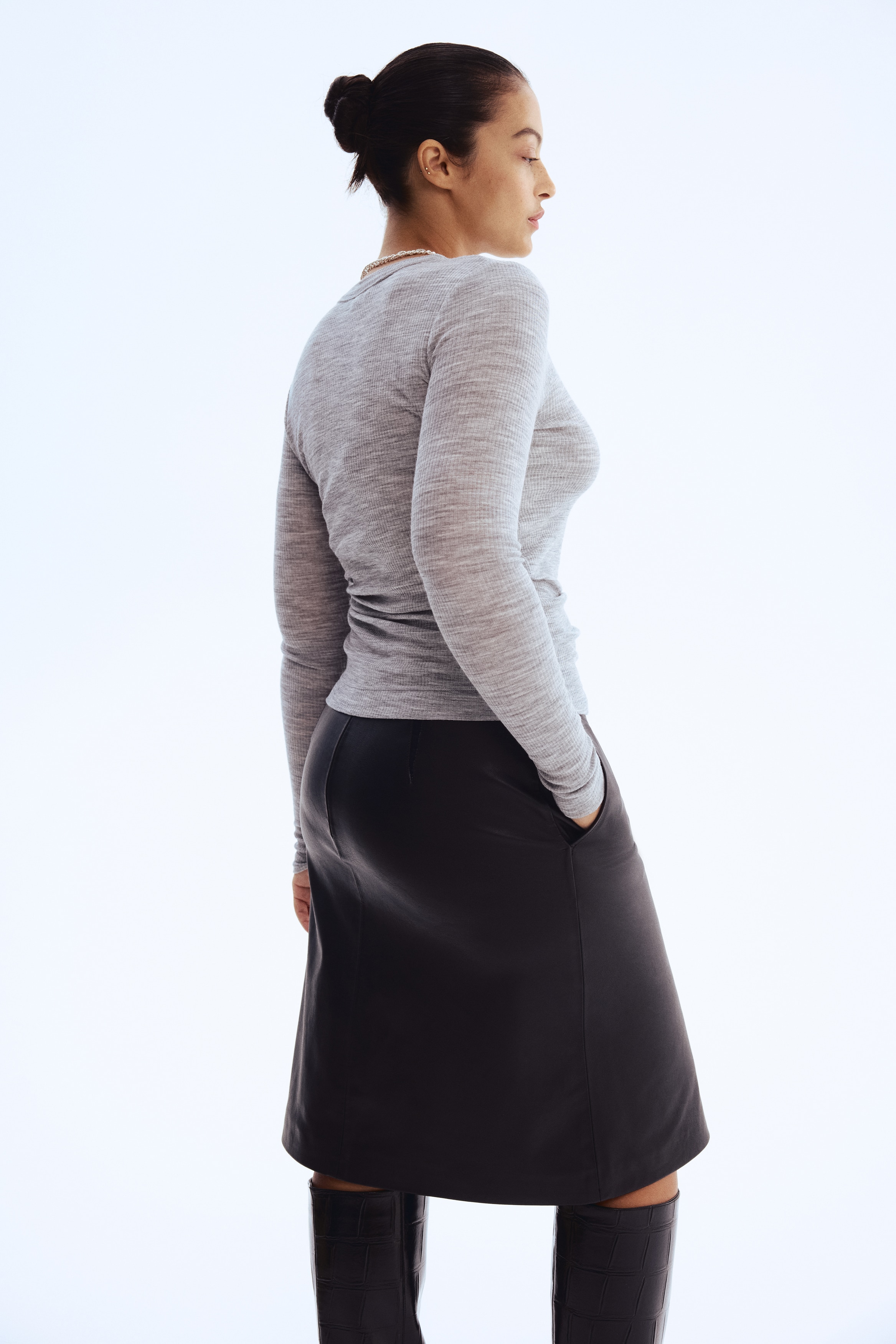 Pencil skirt