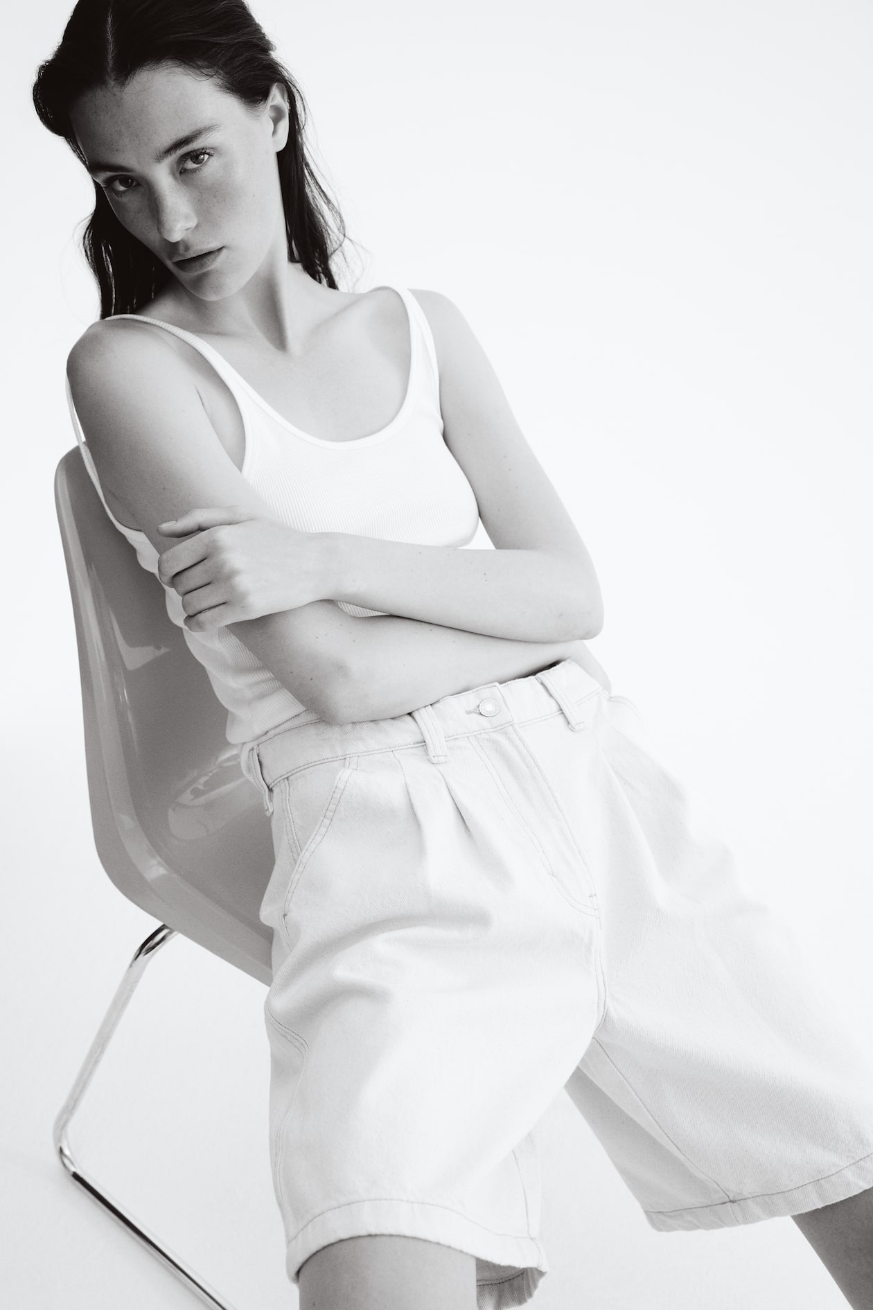 Pleated Denim Shorts - image 3