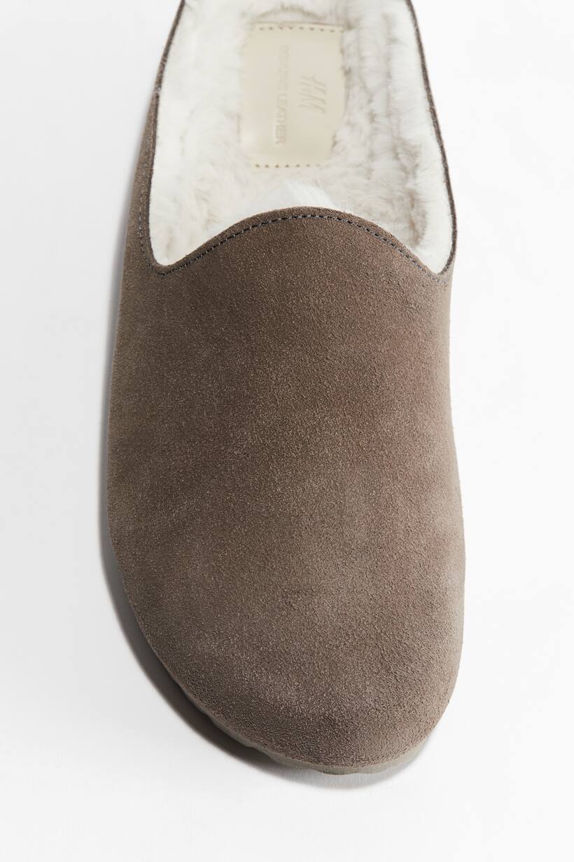 HM 25S MULE IN BROWN SUEDE