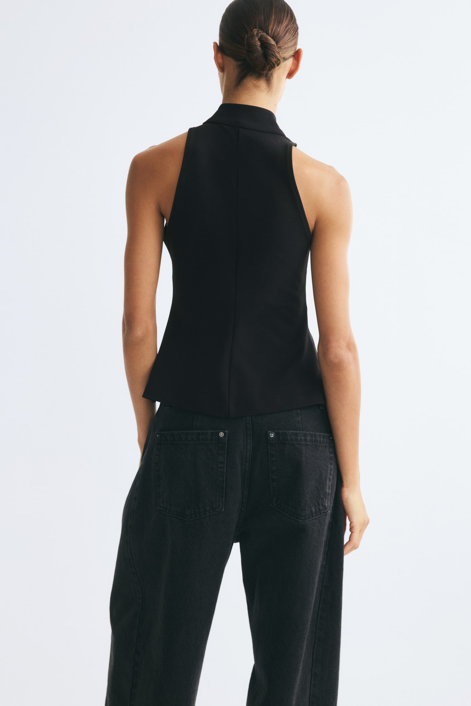 Женский жилет H&M Knot-Button Vest, цвет: Чёрный — фото 5