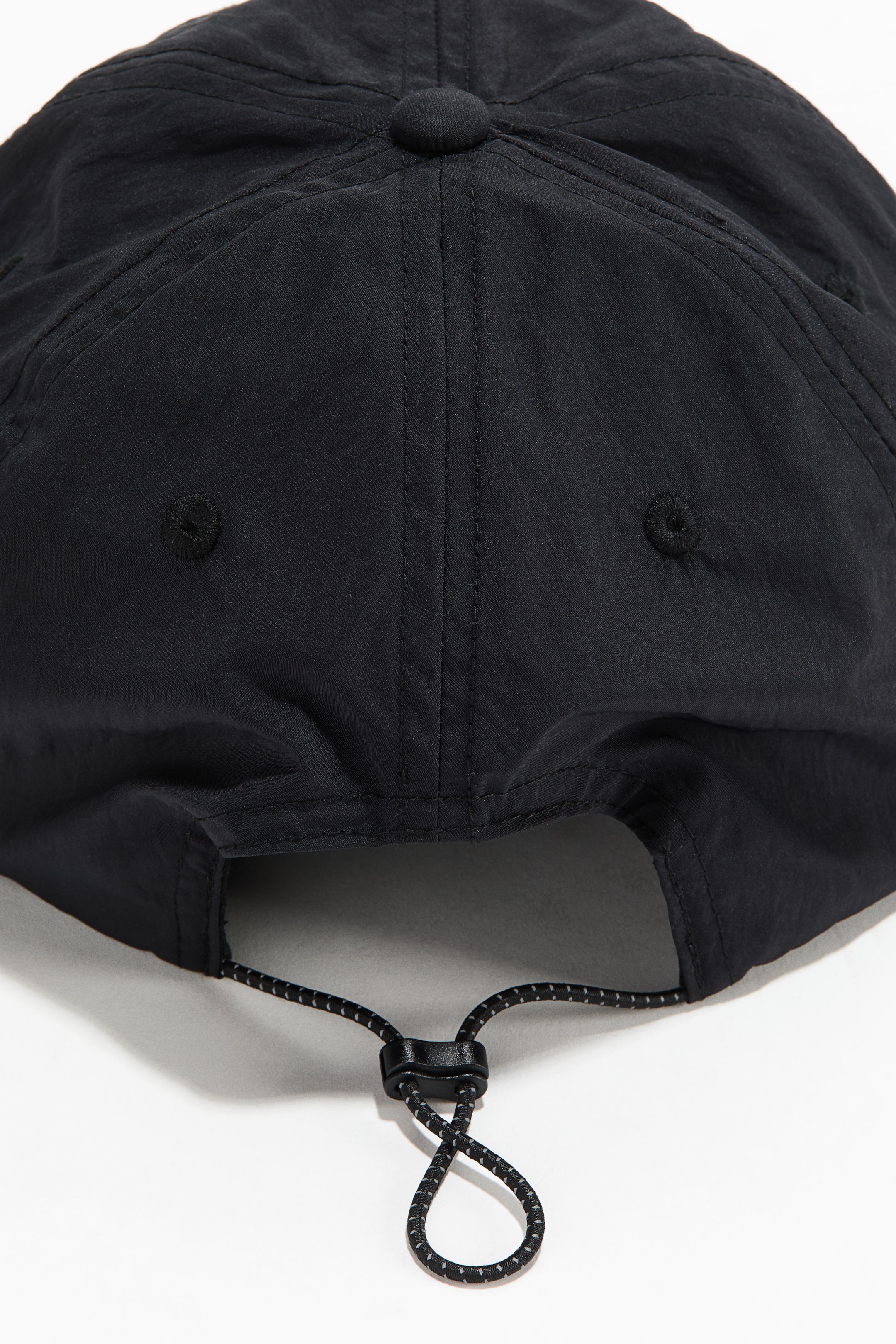 Running Cap with Motif
