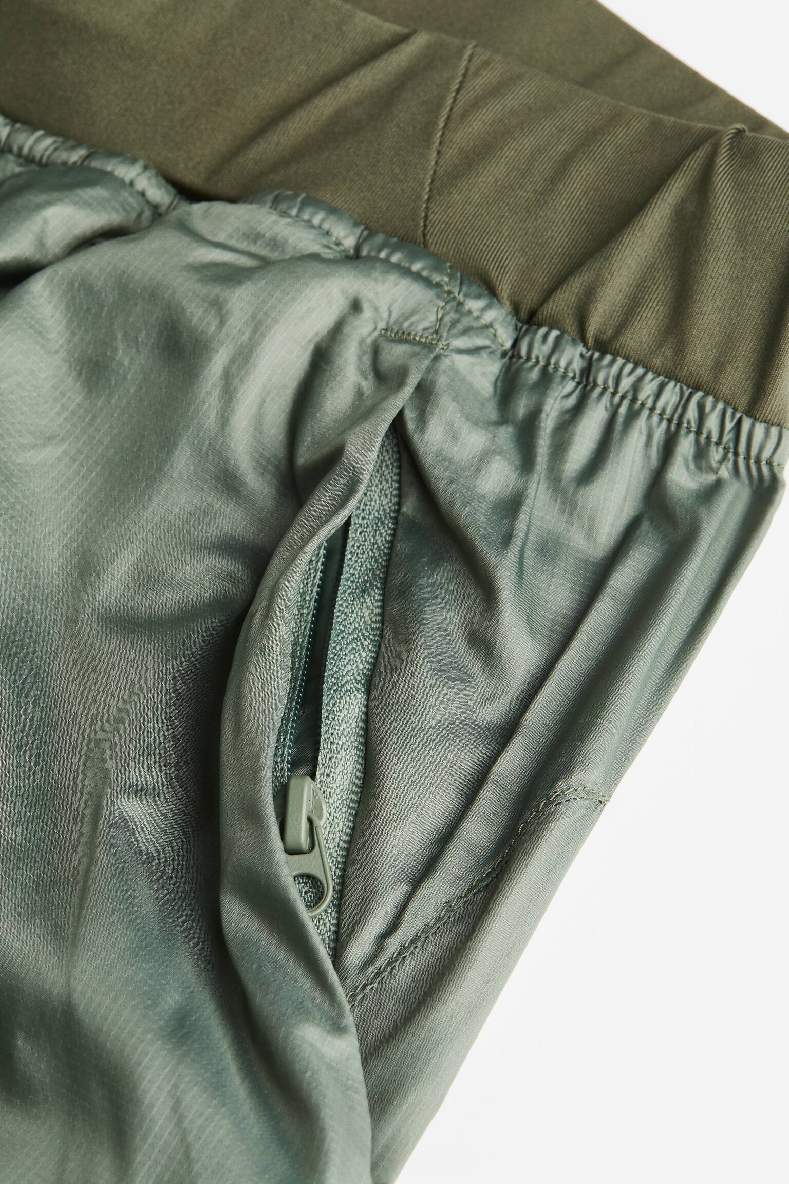 Windproof Double Layer Running Shorts - Sage green/Khaki green/Black/Light grey/Grey - 3