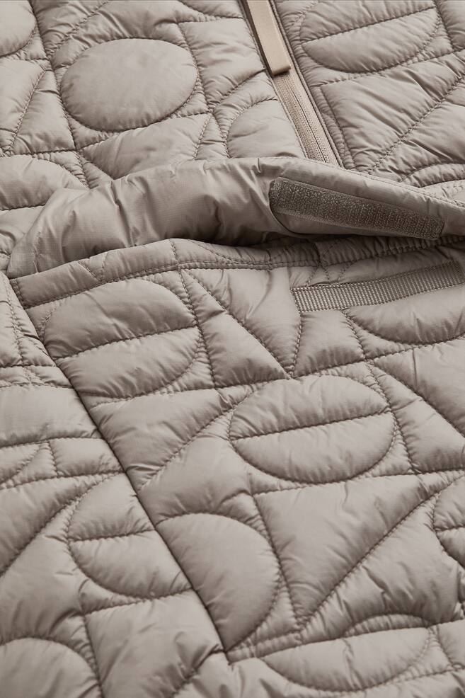 H&M+ THERMOLITE® quilted popover jacket - Beige - 8