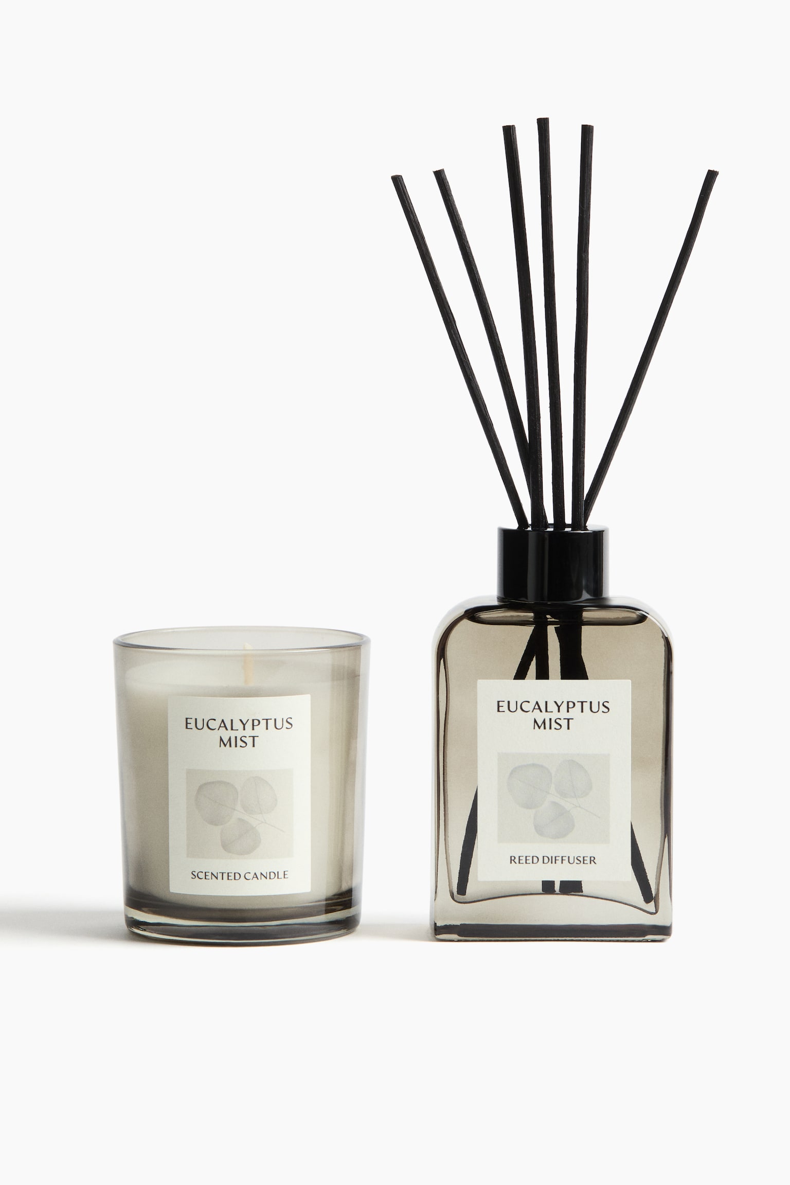 Scented candle in a glass holder - Eucalyptus Mist/Vanilla Patchouli/Minted Fig/Sequoia Santal/Lemon Verde - 4