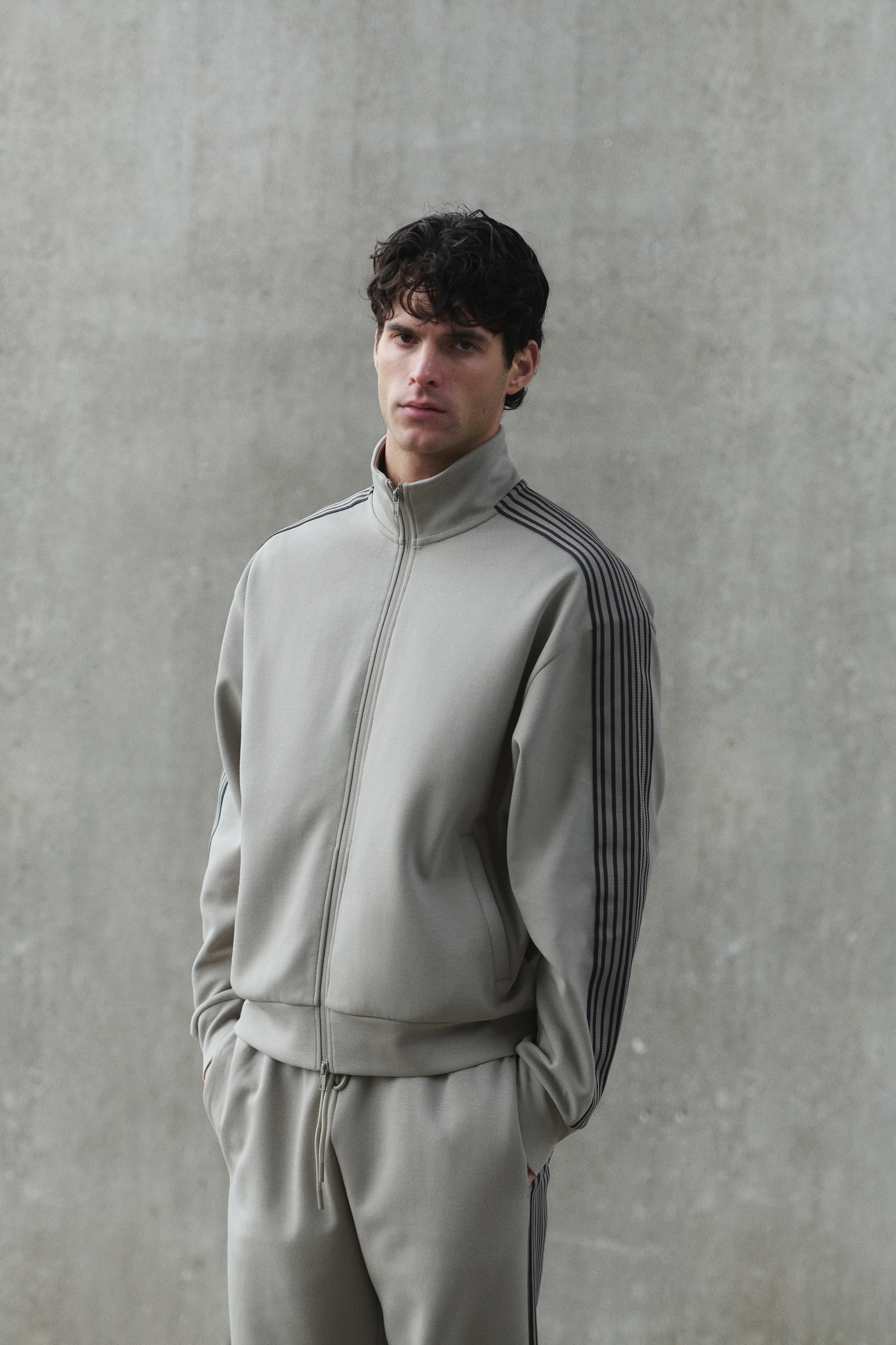 haru様MULTI PATTERN TRAINING JACKET GRAY MULTI PATTERN TRAINING JACKET GRAY XL