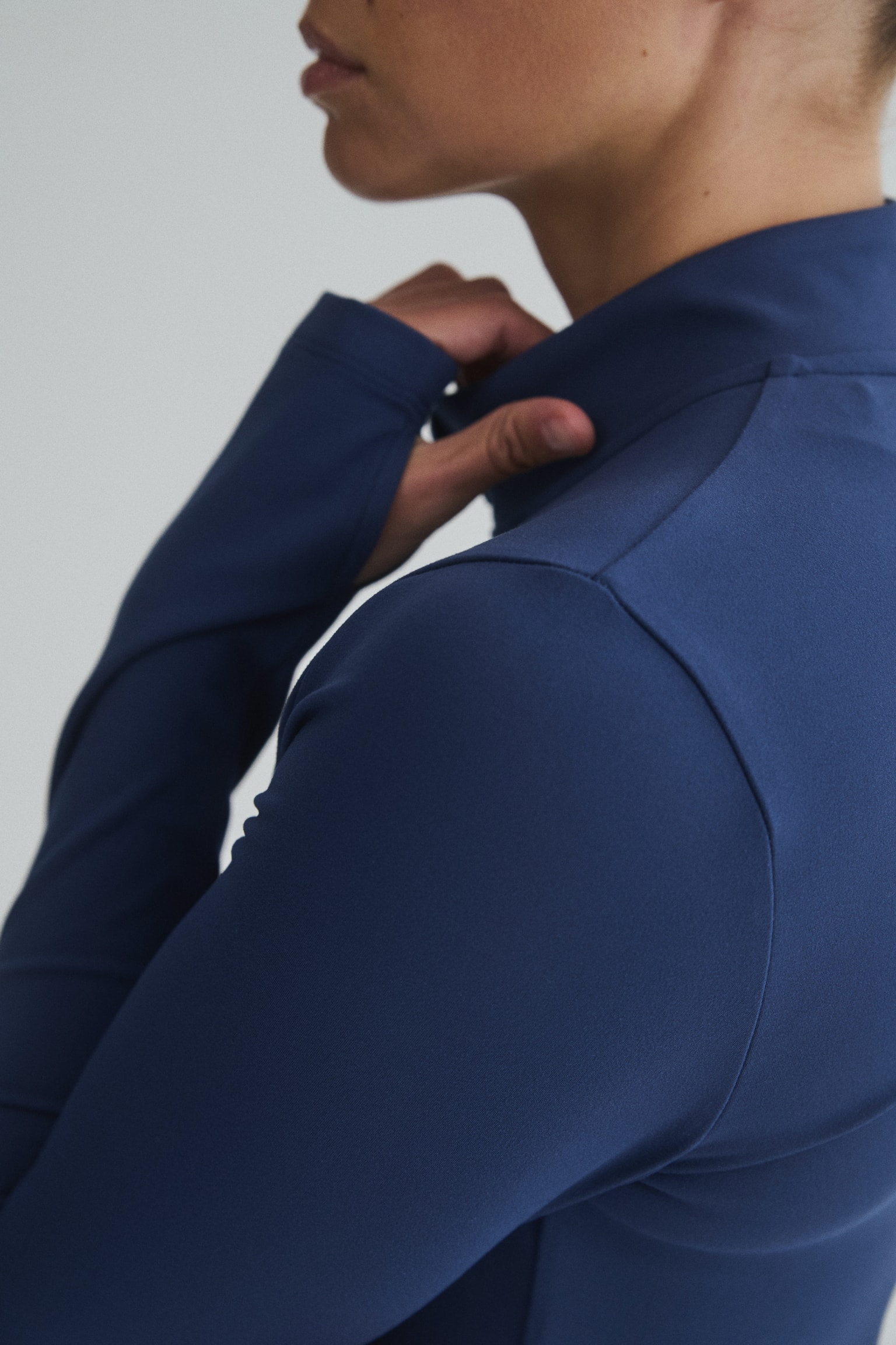 Træningsjakke med SoftMove™ og lynlås - Stormblå/Frostlilla/Sort/Mørkebrun/Marineblå/Lys vinrød/Creme/Auberginelilla/Ferskenbeige/Mørk beige/Mørkegrå/Antikrosa/Brun/Lys muldvarpegrå/Mørkegrå/Pannacottagul/Trøffelgrå/Blød lilla/Chokoladeblomme - 8