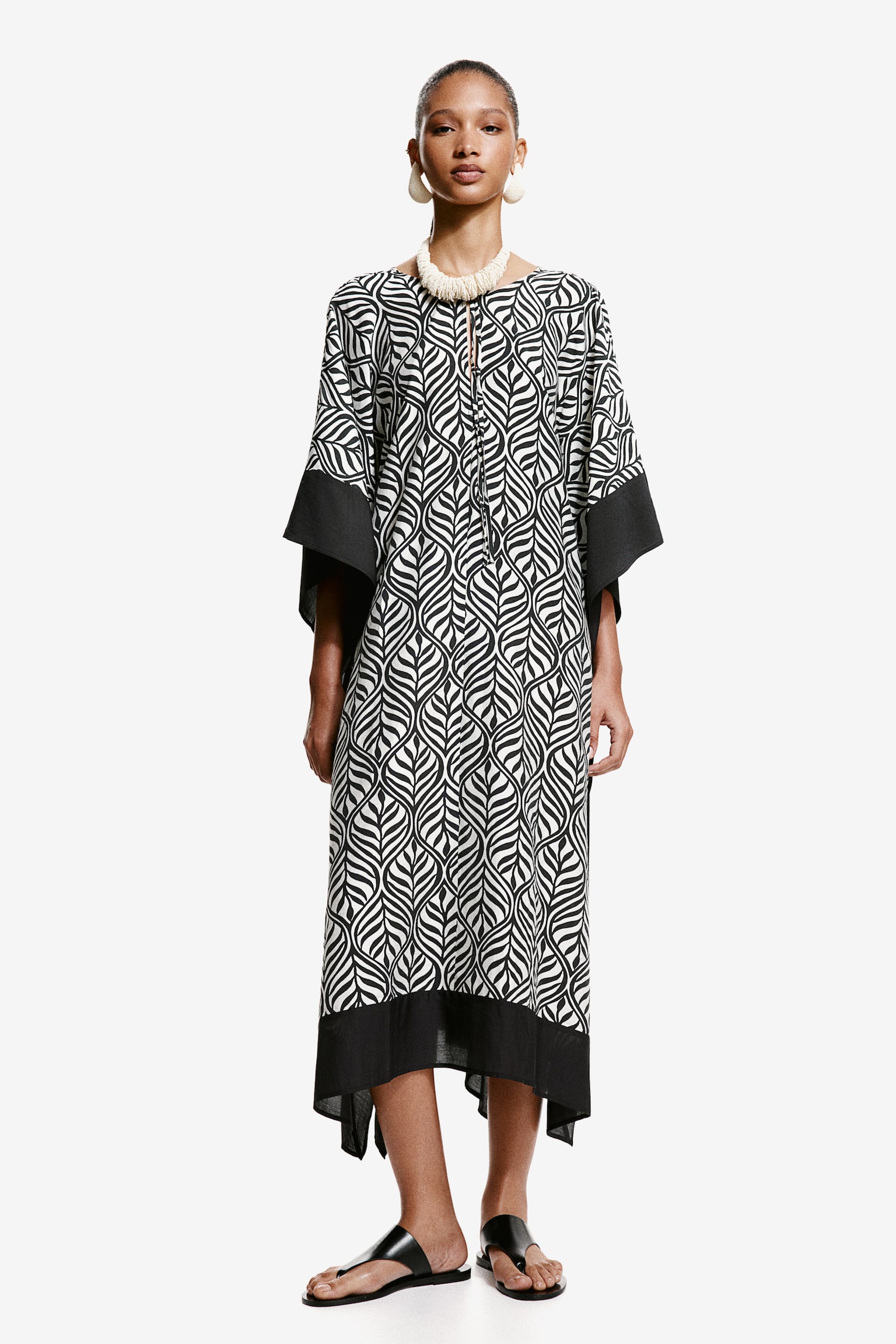 Tie-belt kaftan dress - Black/Leaf-patterned - 7