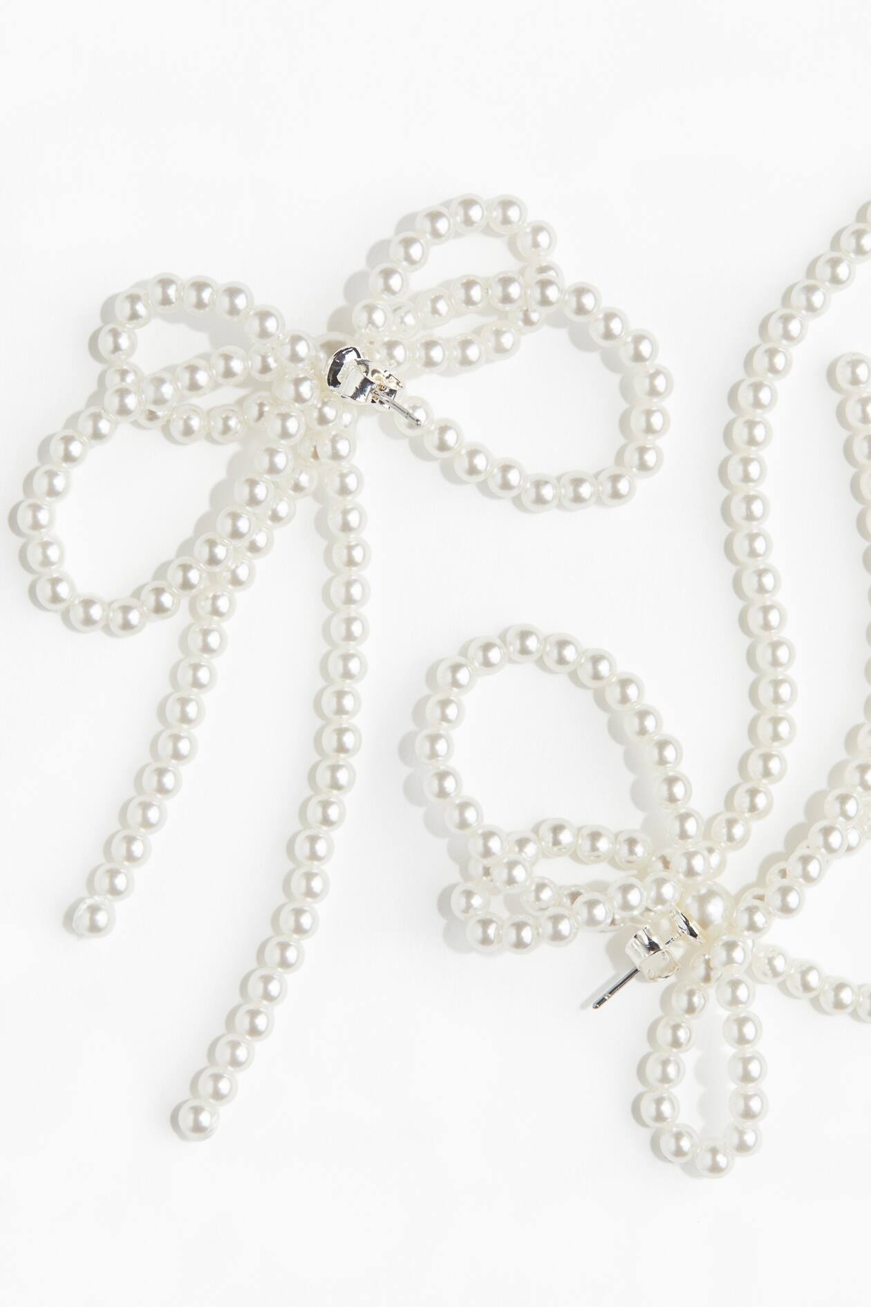 orecchini da donna a forma di fiocco di neve con perle e dettagli in strass, eleganti gioielli per le feste di Natale e le celebrazioni invernali del 2026 a €7.99
