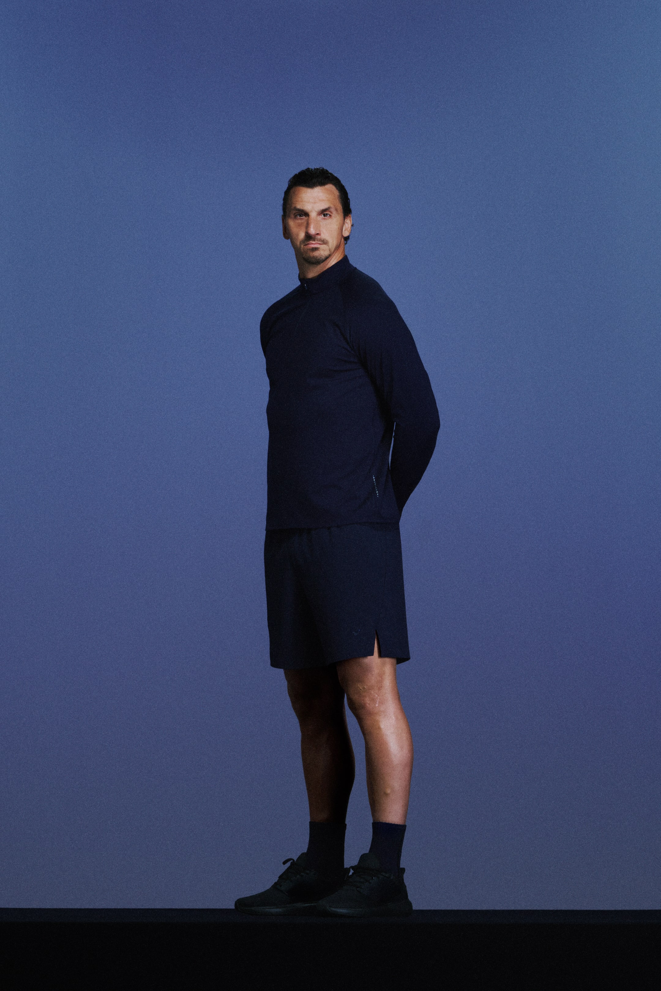 Se større billede: Halvlange træningsshorts med DryMove™ - Marineblå/Move Zlatan - HERRE | H&M DK 1