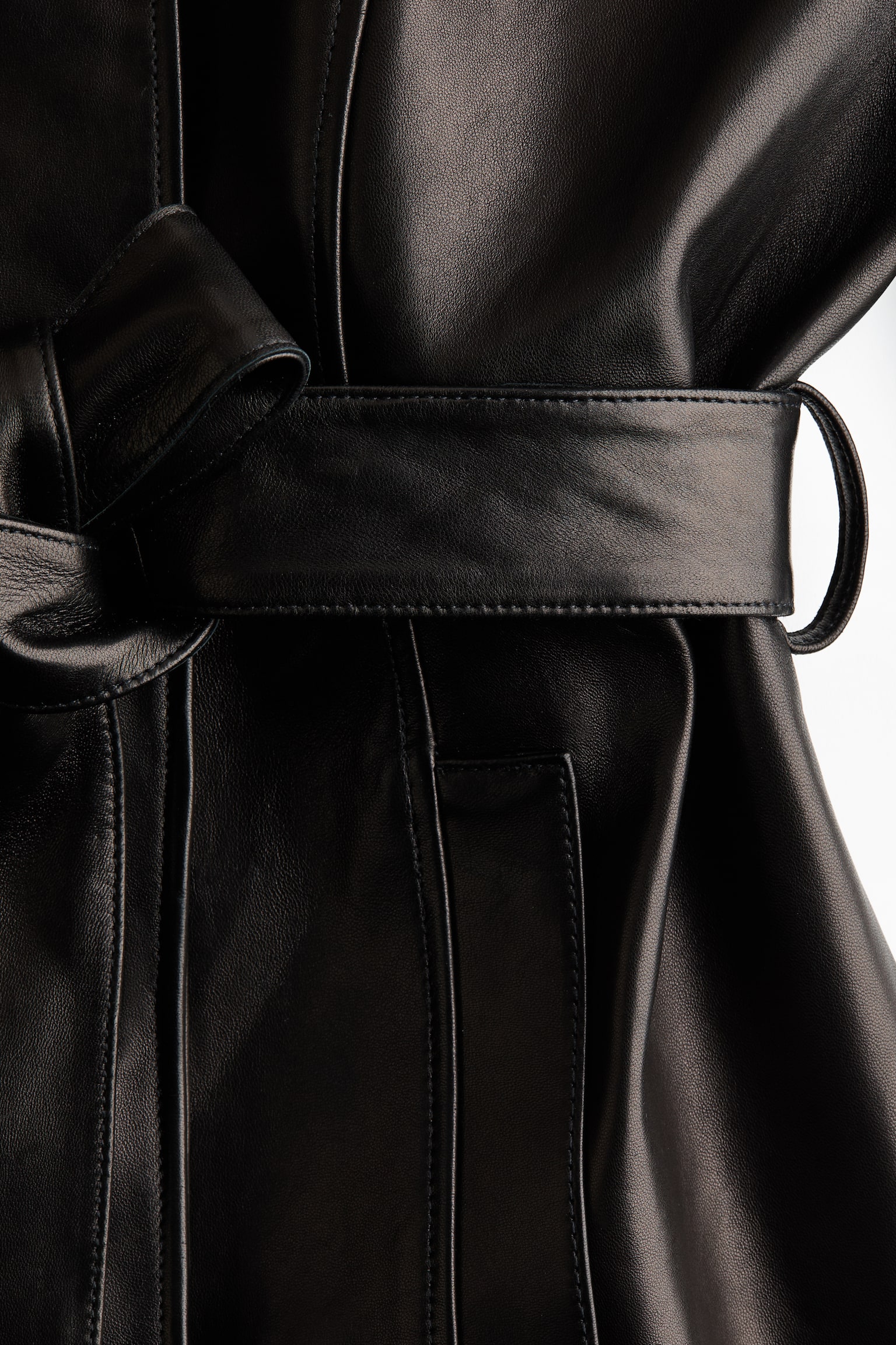 Шкіряне пальто із зав’язуваним паском - Чорний - 4