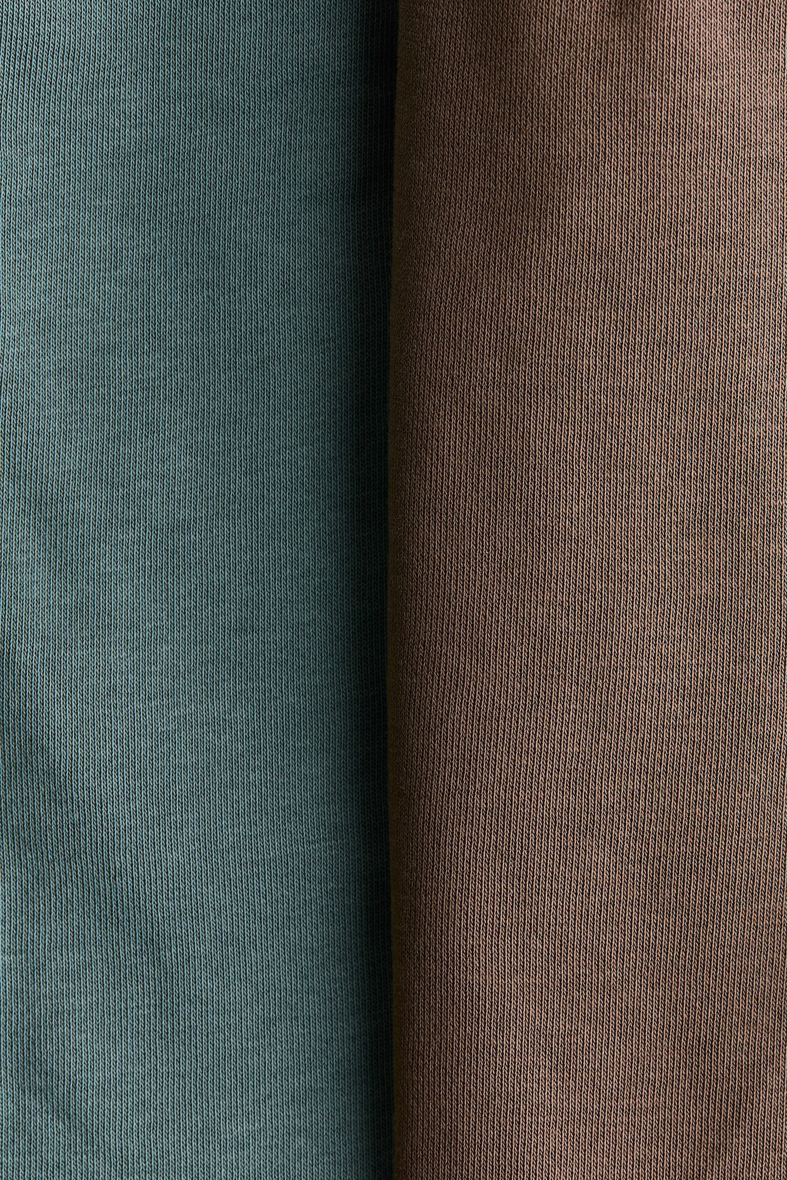 Детские шорты H&M 2-Pack Sweatshorts, цвет: Серо-коричневый / Зелёный — фото 2