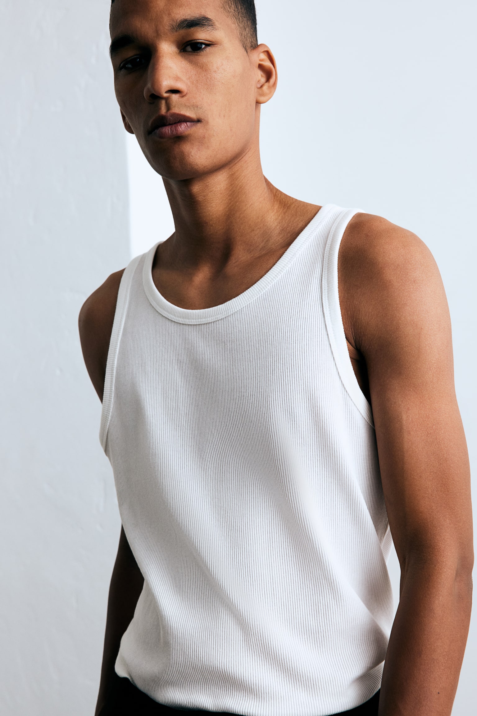 Slim Fit Ribbed vest top - White - 1