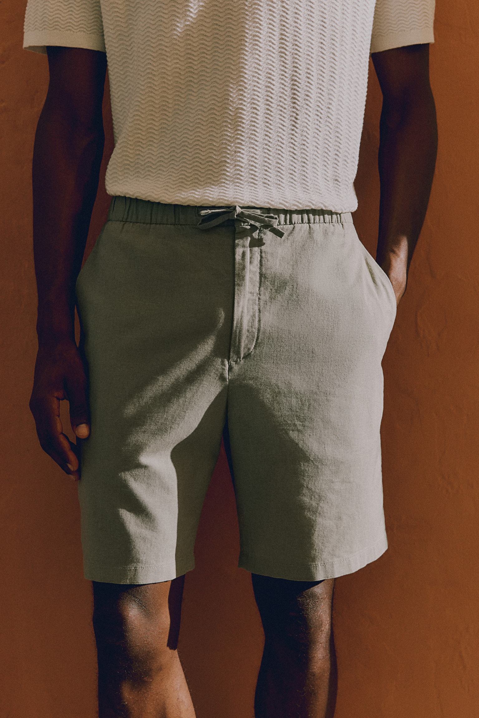 Relaxed Fit Shorts - Sage green/White/Light grey/Light beige/Navy blue/Black - 3