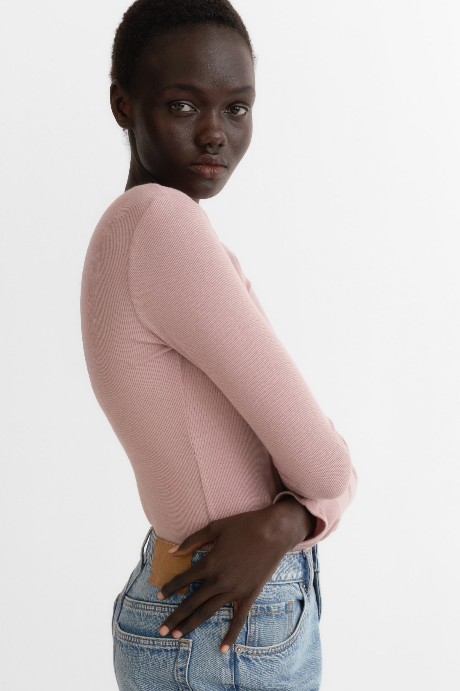 Женский топ H&M Ribbed Cotton-Blend Top, цвет: Пыльный розовый — фото 2