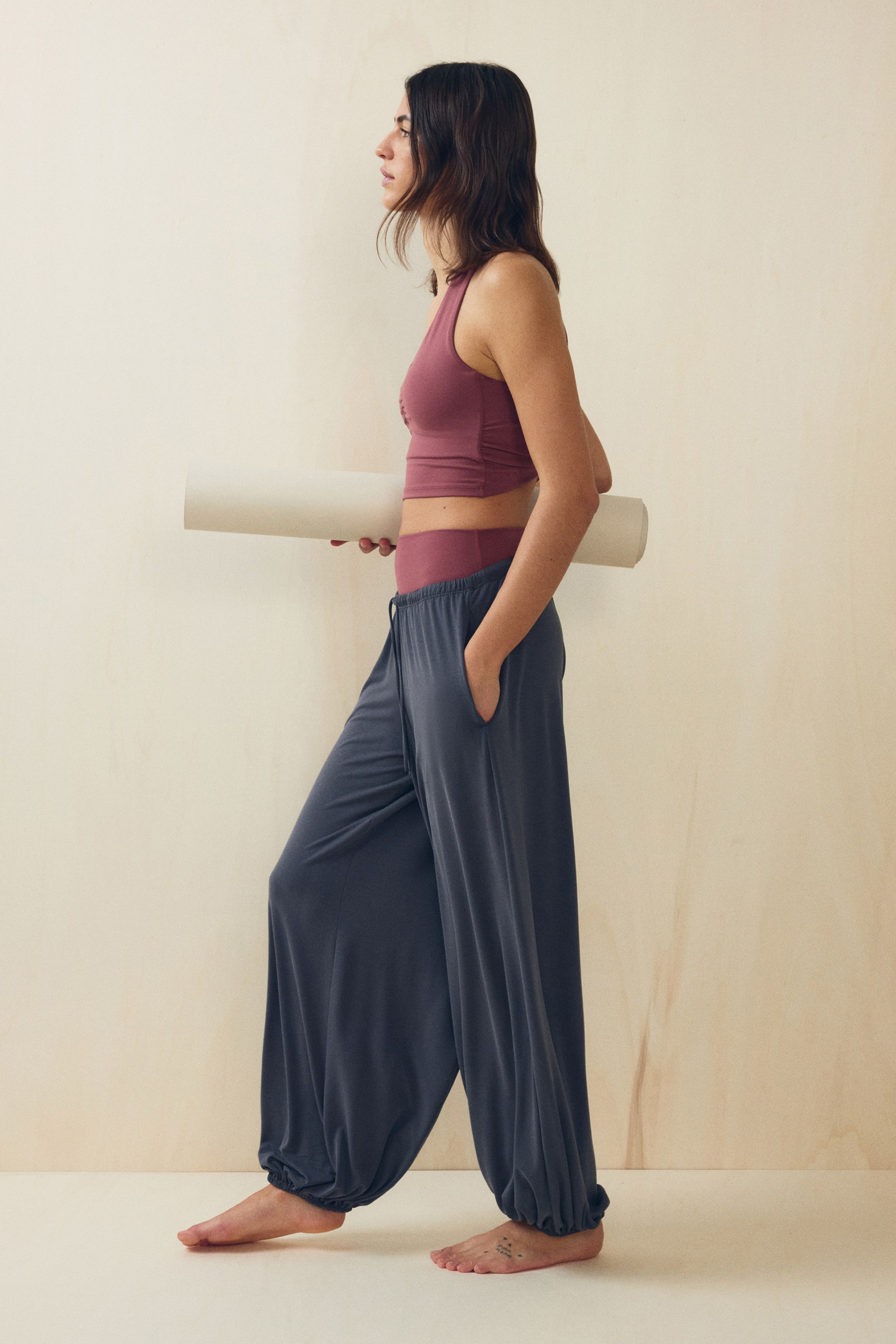 Balloon-Leg Pants with Drawstring