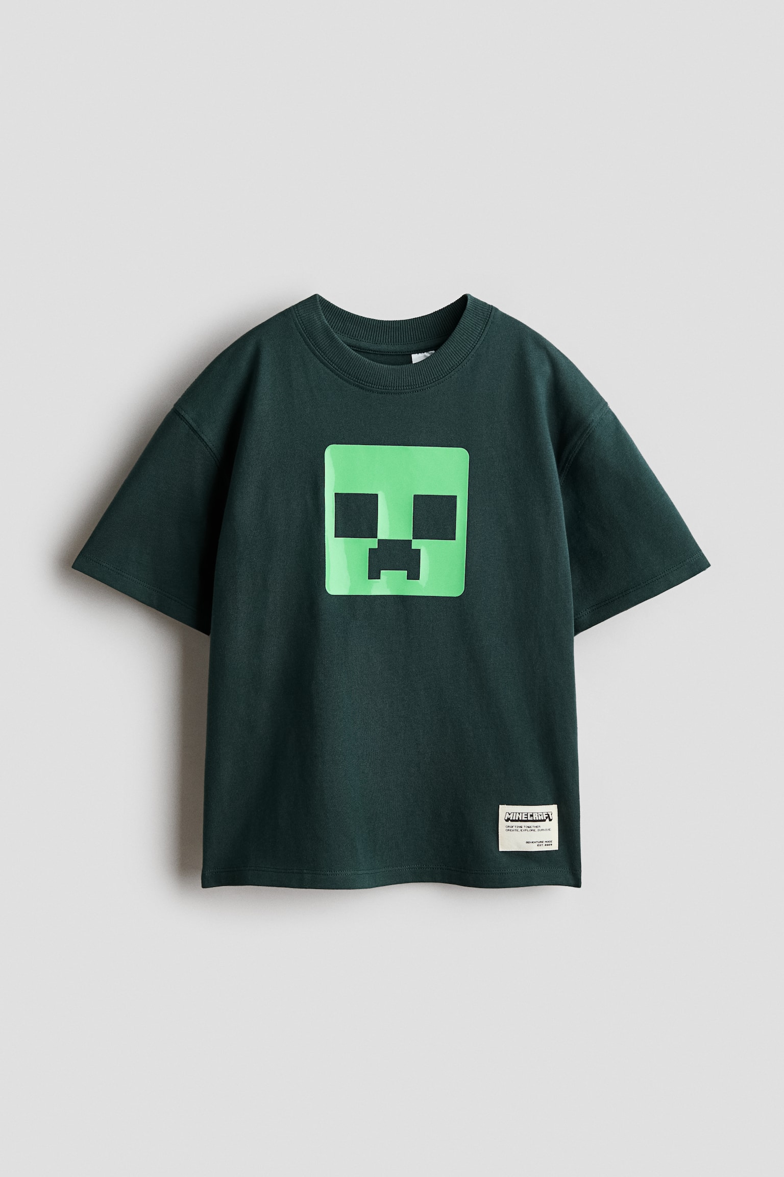 Oversized T-Shirt mit Print - Dunkelgrün/Minecraft/Beige/Hot Wheels/Matttürkis/Autos/Dunkelgrau/Marvel Comics/Dunkelgrau/Minecraft/Cremefarben/Micky Maus/Weiß/Hot Wheels/Dunkles Greige/Jurassic World/Hellgrau/Jurassic World/Weiß/Marvel Comics/Blau/Marvel Comics/Marineblau/Spider-Man/Weiß/Batman/Dunkelgrau/Sonic the Hedgehog