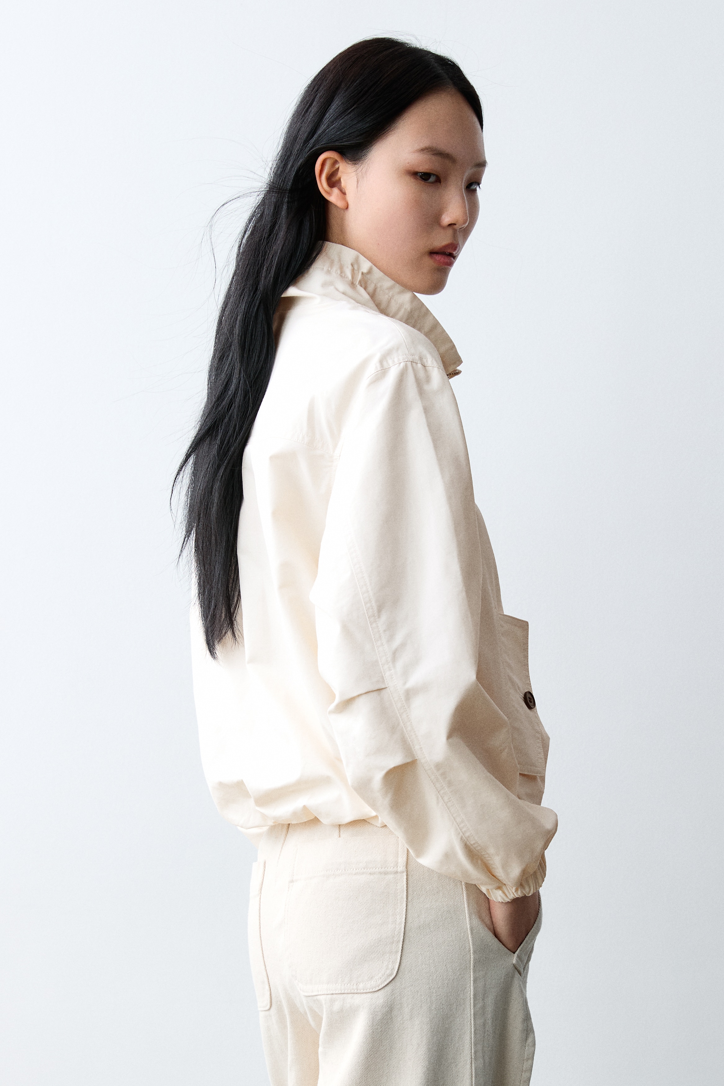 バブルヘムジャケット クリーム　M バブルヘムジャケット - クリーム - レディース | H&M JP