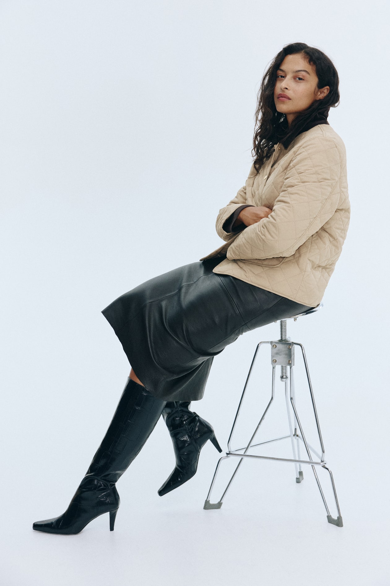 Quilted Jacket with Corduroy Collar - image 3