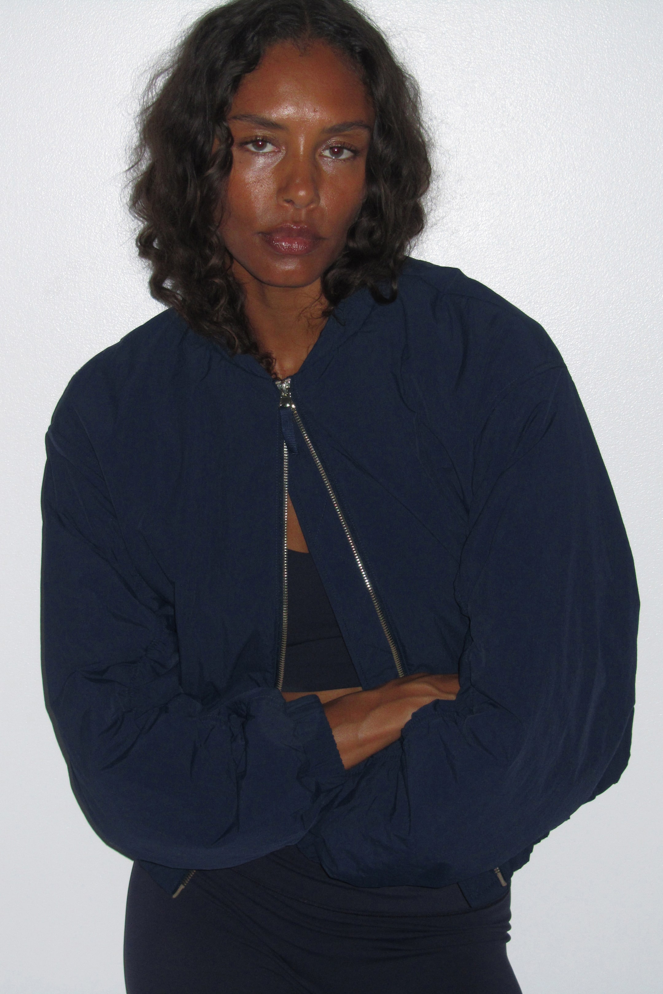 Женские куртки H&M Padded Bomber Jacket with StormMove™ — фото 3