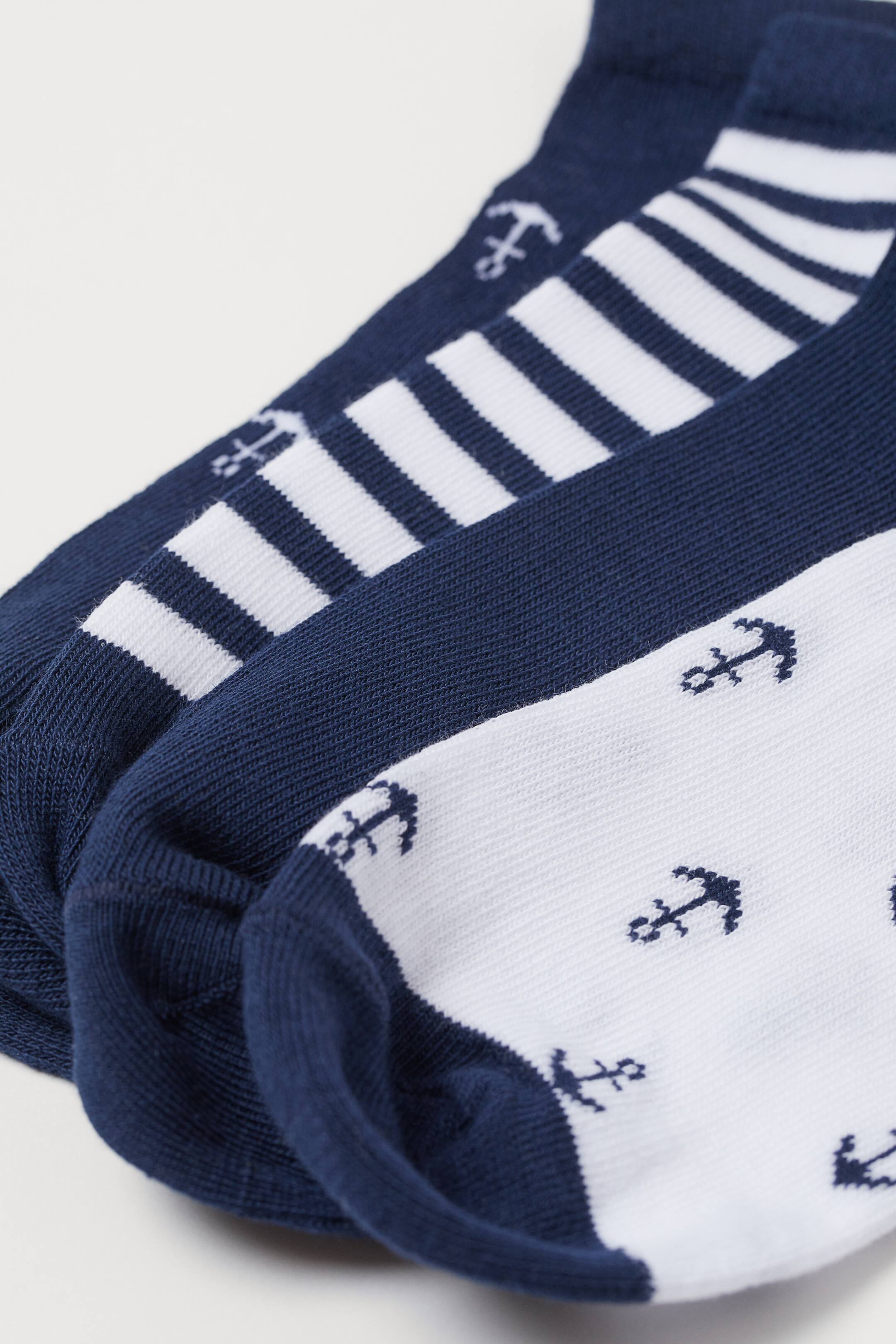 Größeres Bild ansehen: 7er-Pack Sneakersocken - Dunkelblau/Weiß - Kids | H&M DE 2