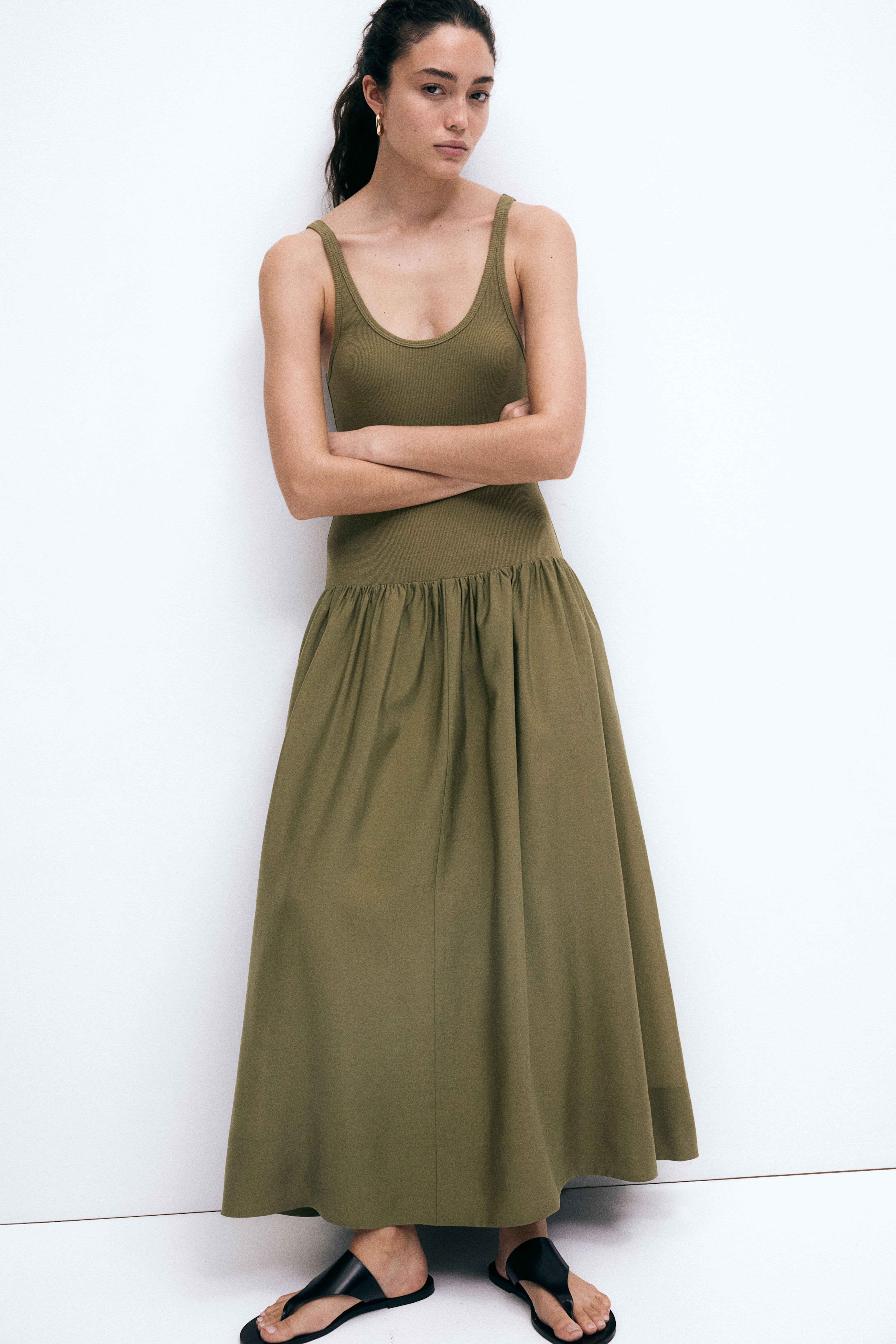 Dress with Flared Skirt Khaki green Ladies H M US