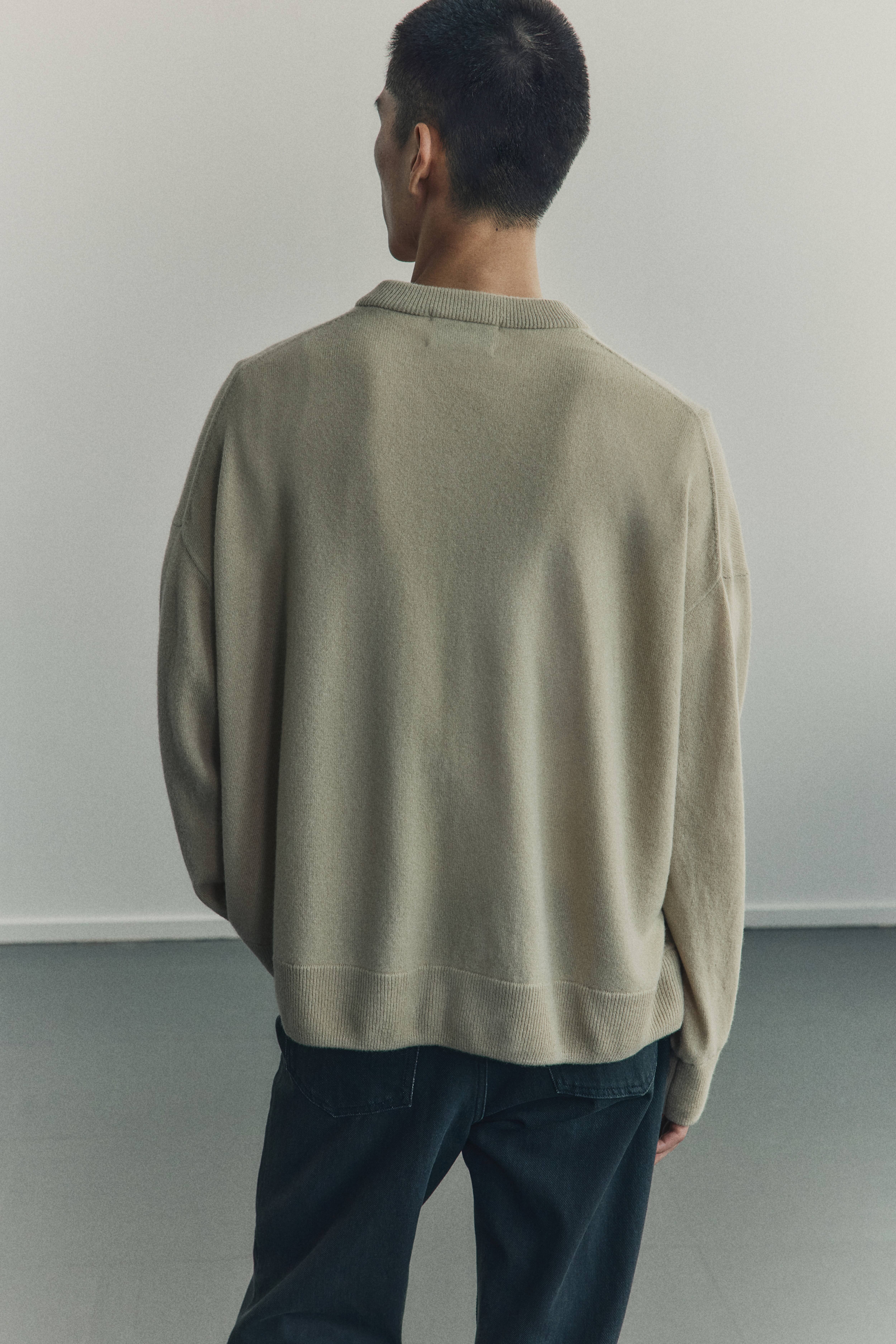 Loose-Fit Cashmere Sweater