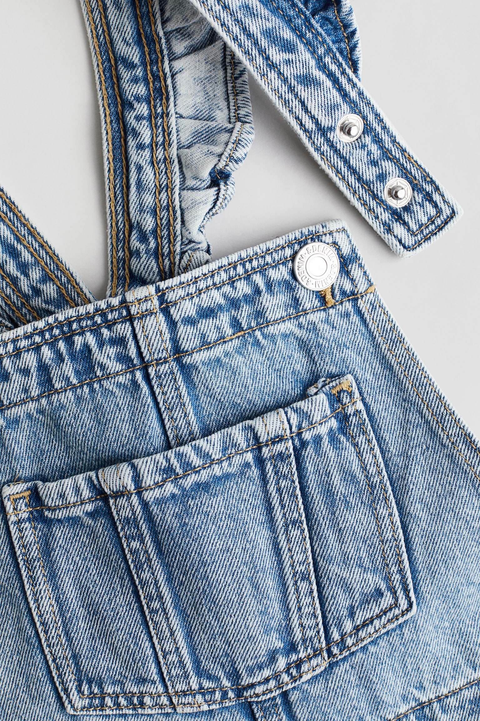 Denim dungaree shorts - Light denim blue - 4